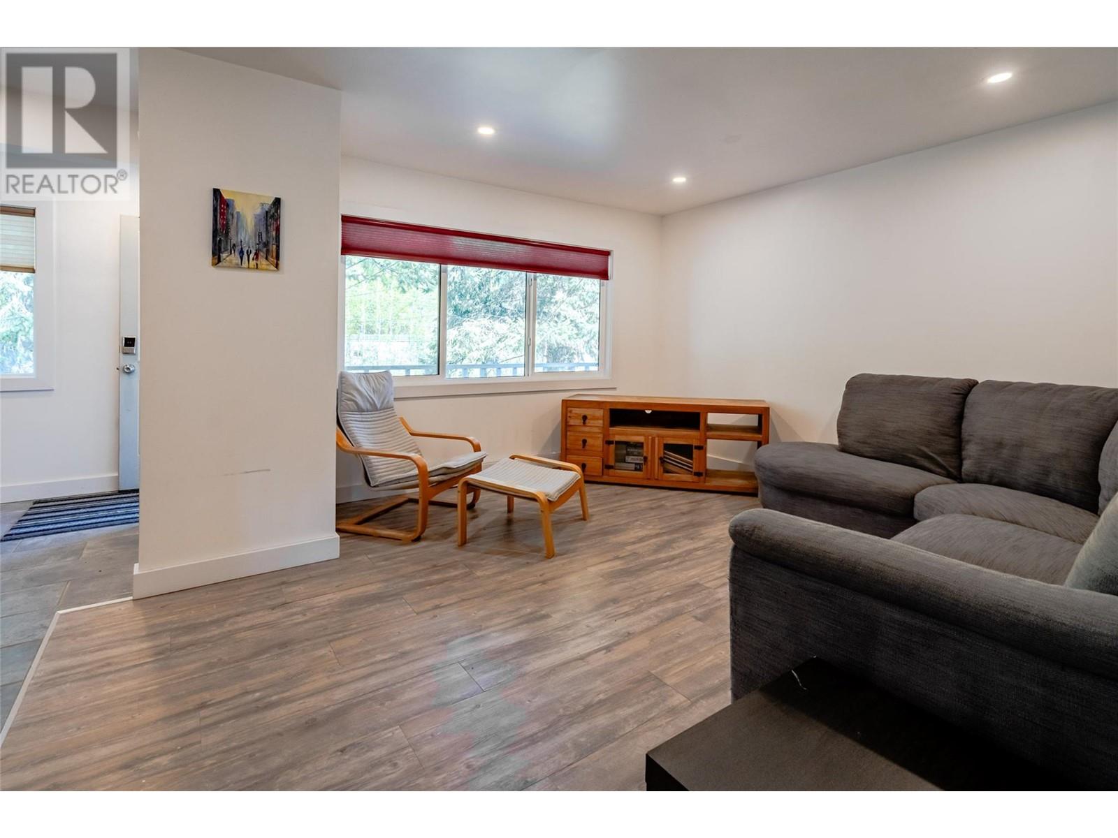 1810 First Street, Fruitvale, British Columbia  V0G 1L0 - Photo 43 - 10348295