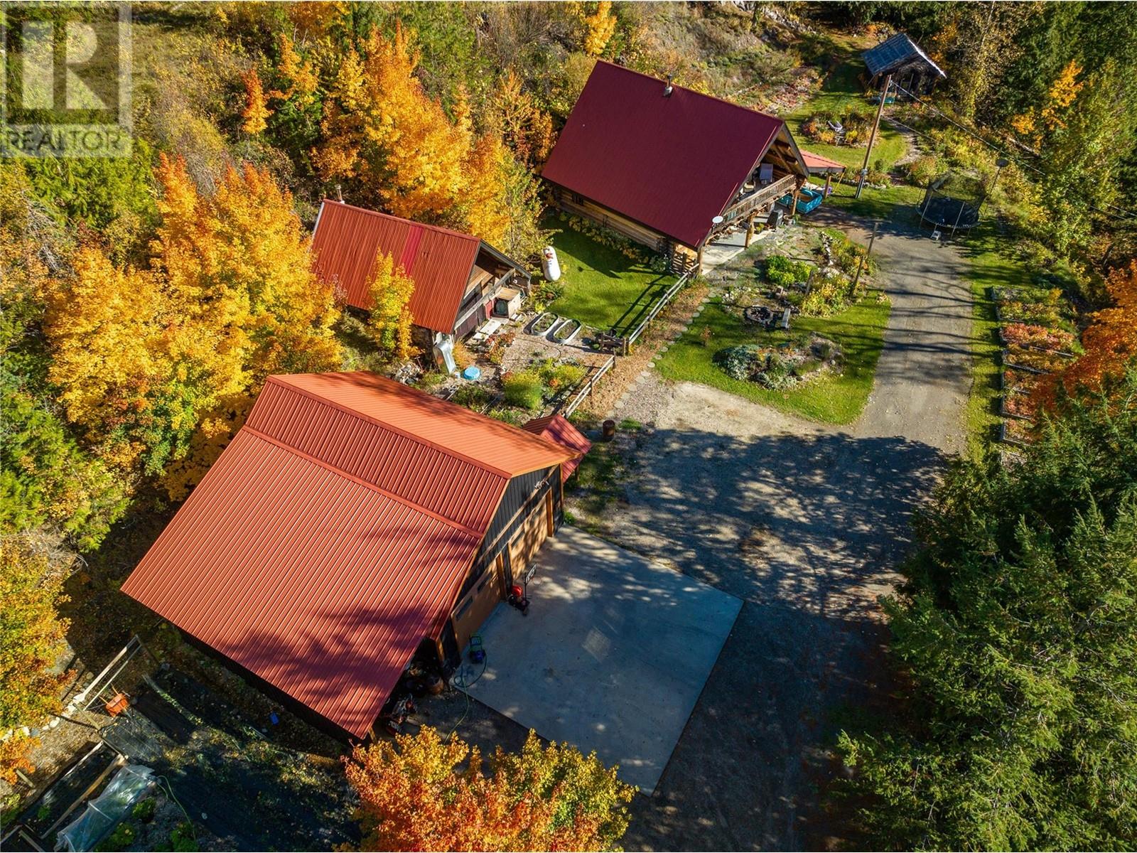 122 Silver Street, Sandon, British Columbia  V0G 1S0 - Photo 1 - 10347402