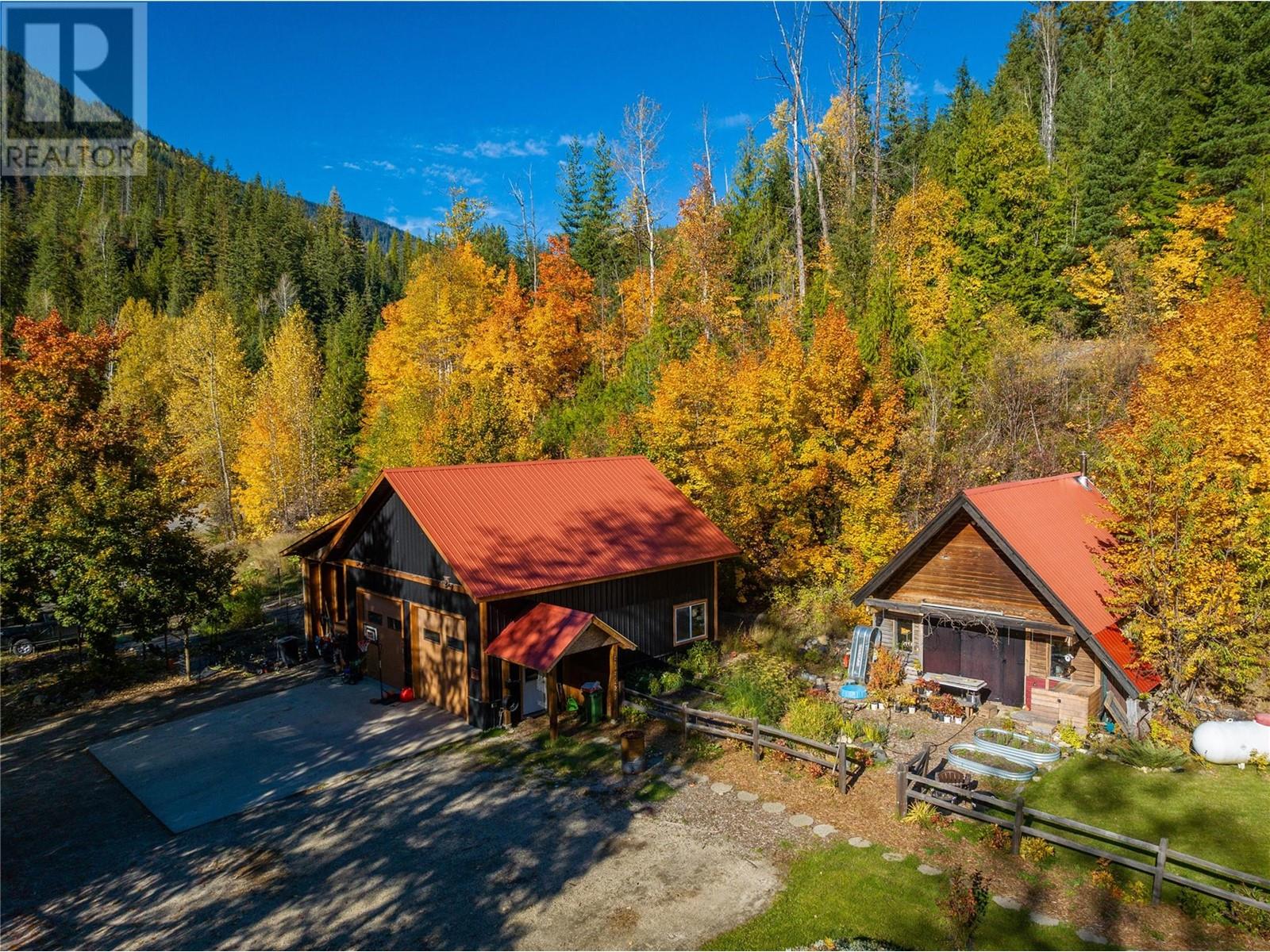 122 Silver Street, Sandon, British Columbia  V0G 1S0 - Photo 8 - 10347402