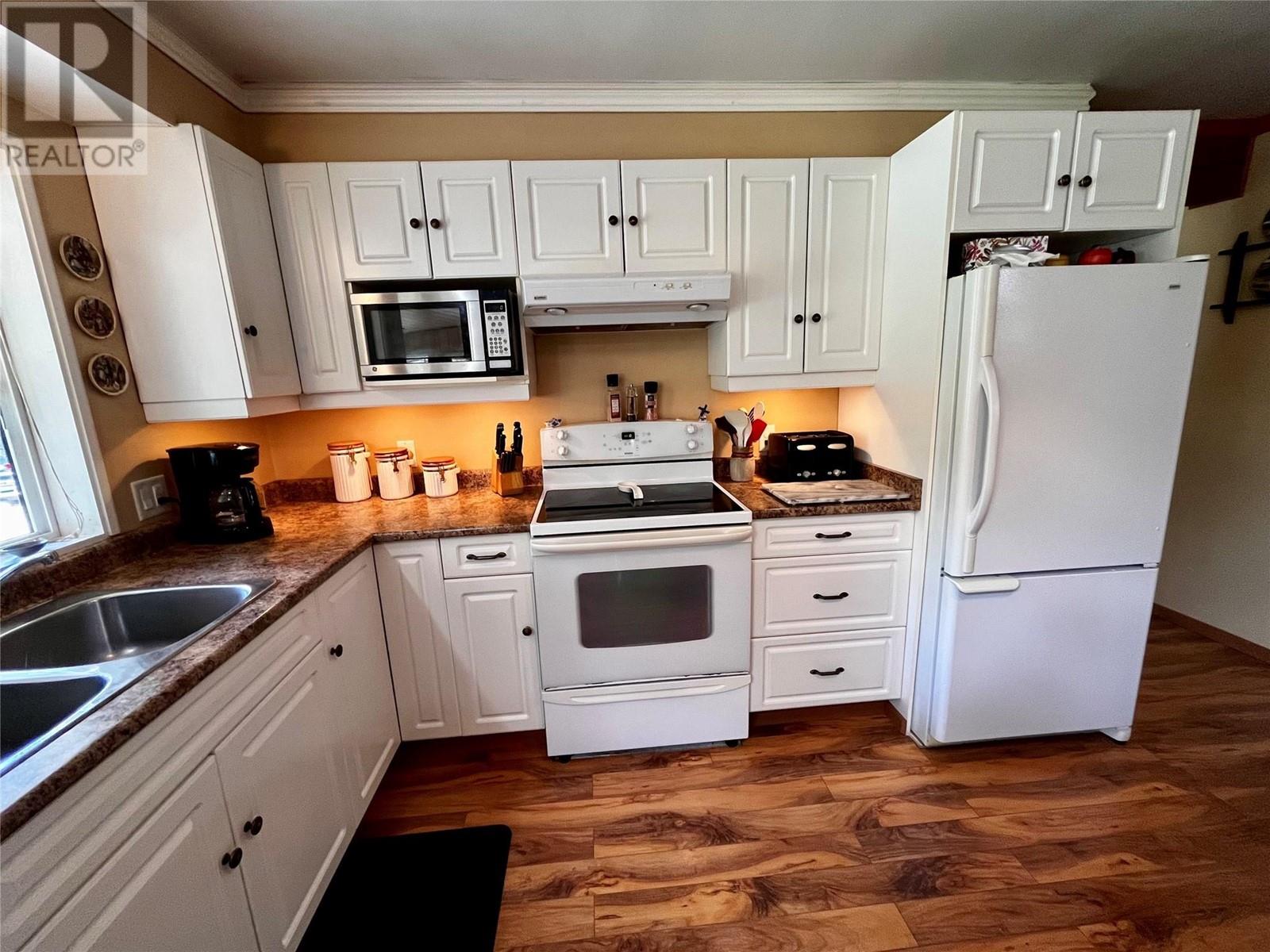 7705 Omen Road, Fauquier, British Columbia  V0G 1K0 - Photo 26 - 10348046
