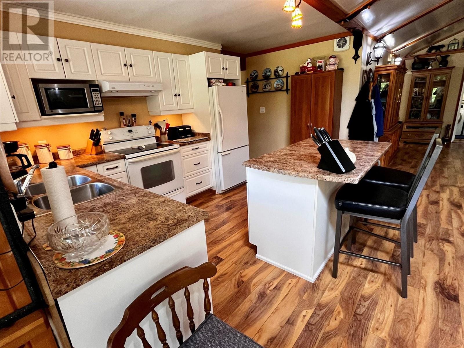 7705 Omen Road, Fauquier, British Columbia  V0G 1K0 - Photo 28 - 10348046