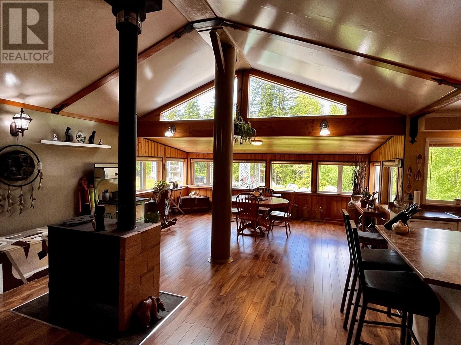 7705 Omen Road, Fauquier, British Columbia  V0G 1K0 - Photo 38 - 10348046