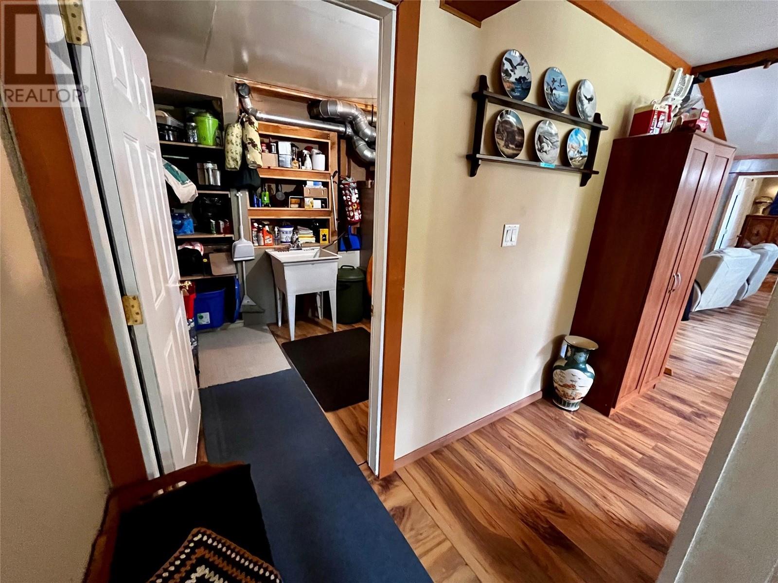 7705 Omen Road, Fauquier, British Columbia  V0G 1K0 - Photo 57 - 10348046