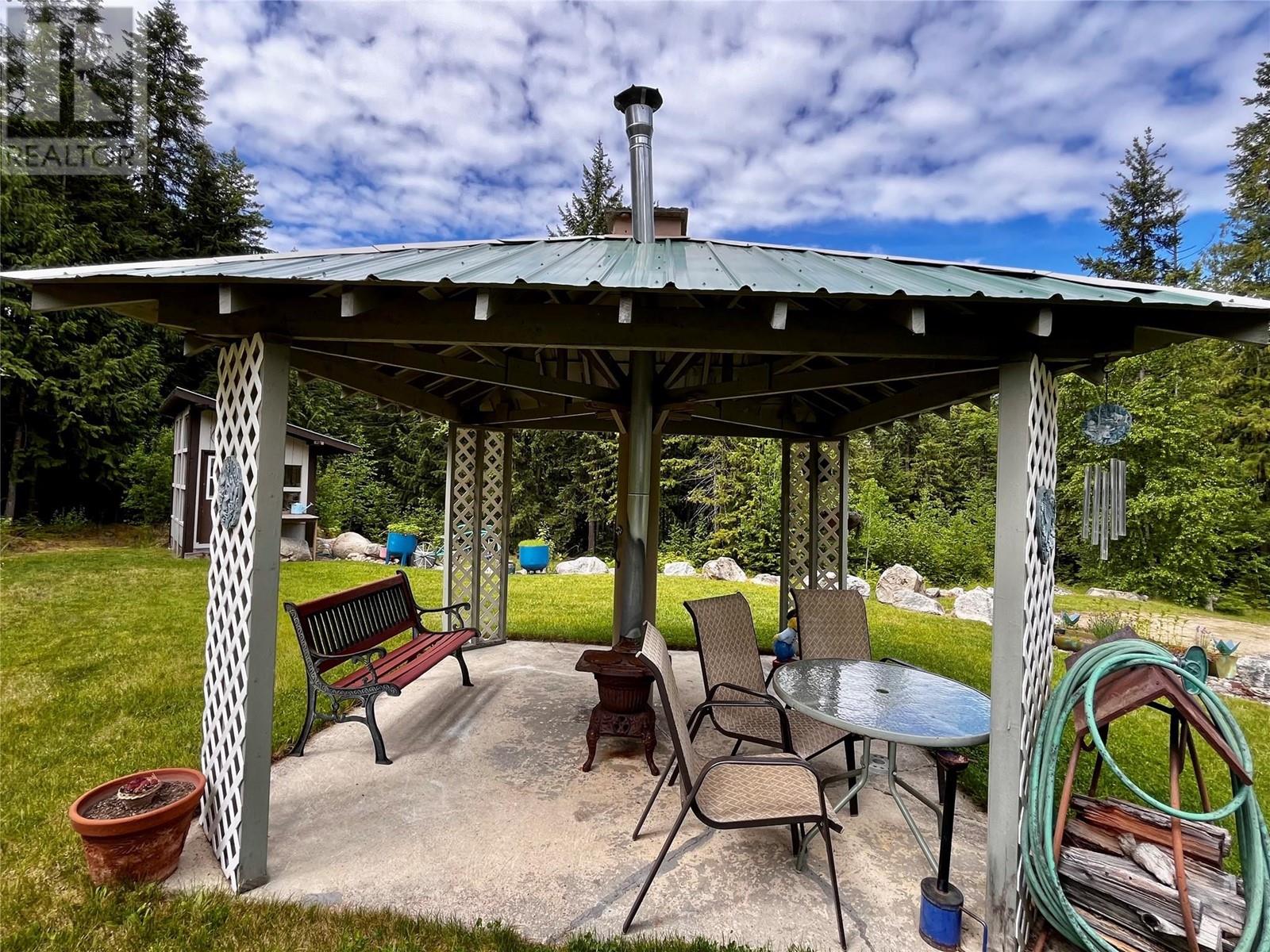 7705 Omen Road, Fauquier, British Columbia  V0G 1K0 - Photo 64 - 10348046