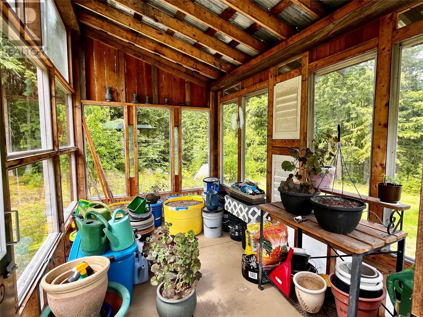 7705 Omen Road, Fauquier, British Columbia  V0G 1K0 - Photo 66 - 10348046