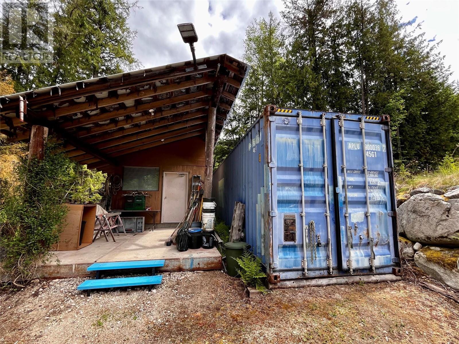 7705 Omen Road, Fauquier, British Columbia  V0G 1K0 - Photo 78 - 10348046