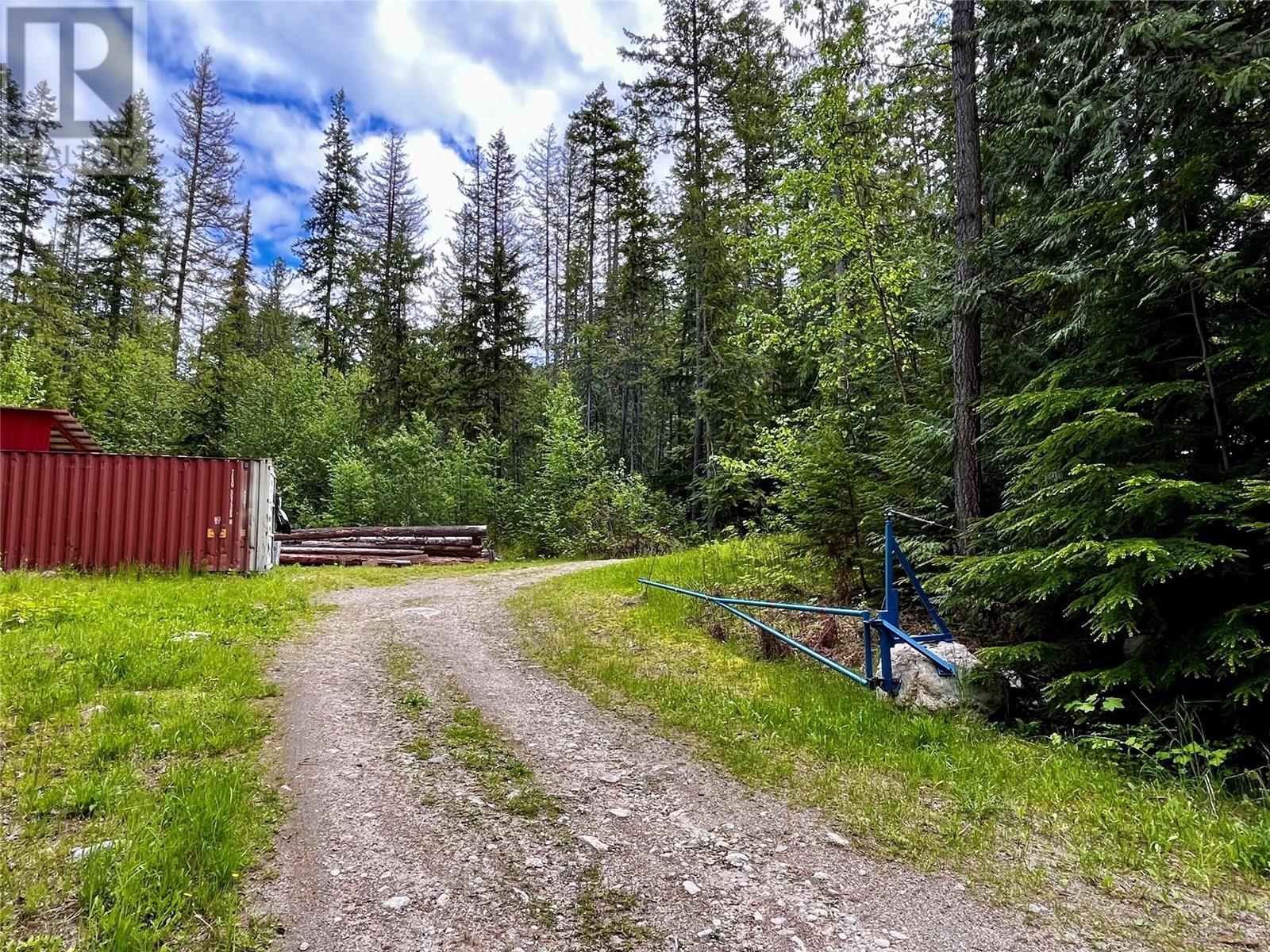 7705 Omen Road, Fauquier, British Columbia  V0G 1K0 - Photo 87 - 10348046