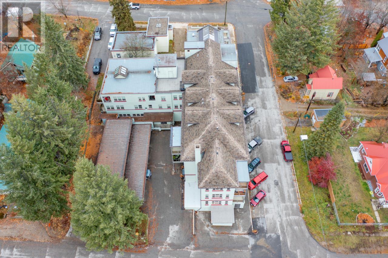 1961 Georgia Street Unit# A & B, Rossland, British Columbia  V0G 1Y0 - Photo 34 - 10348044