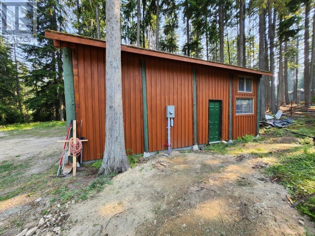 1273 Queens Bay Road, Balfour, British Columbia  V0G 1C0 - Photo 10 - 10348471