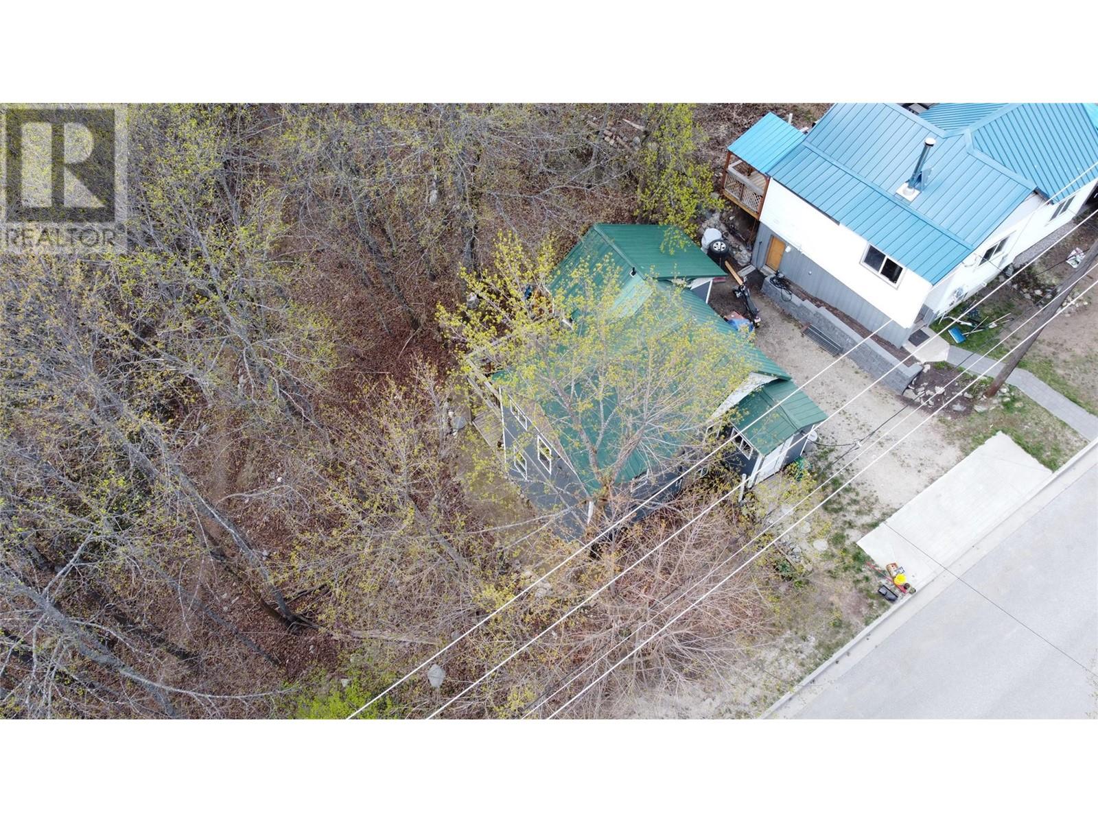 2165 Spokane Street, Rossland, British Columbia  V0G 1Y0 - Photo 39 - 10345005