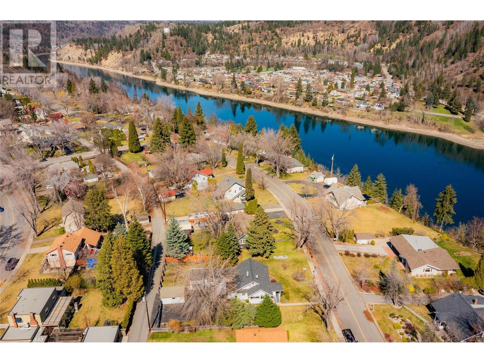 107 Ritchie Avenue, Trail, British Columbia  V1R 1G8 - Photo 3 - 10348736