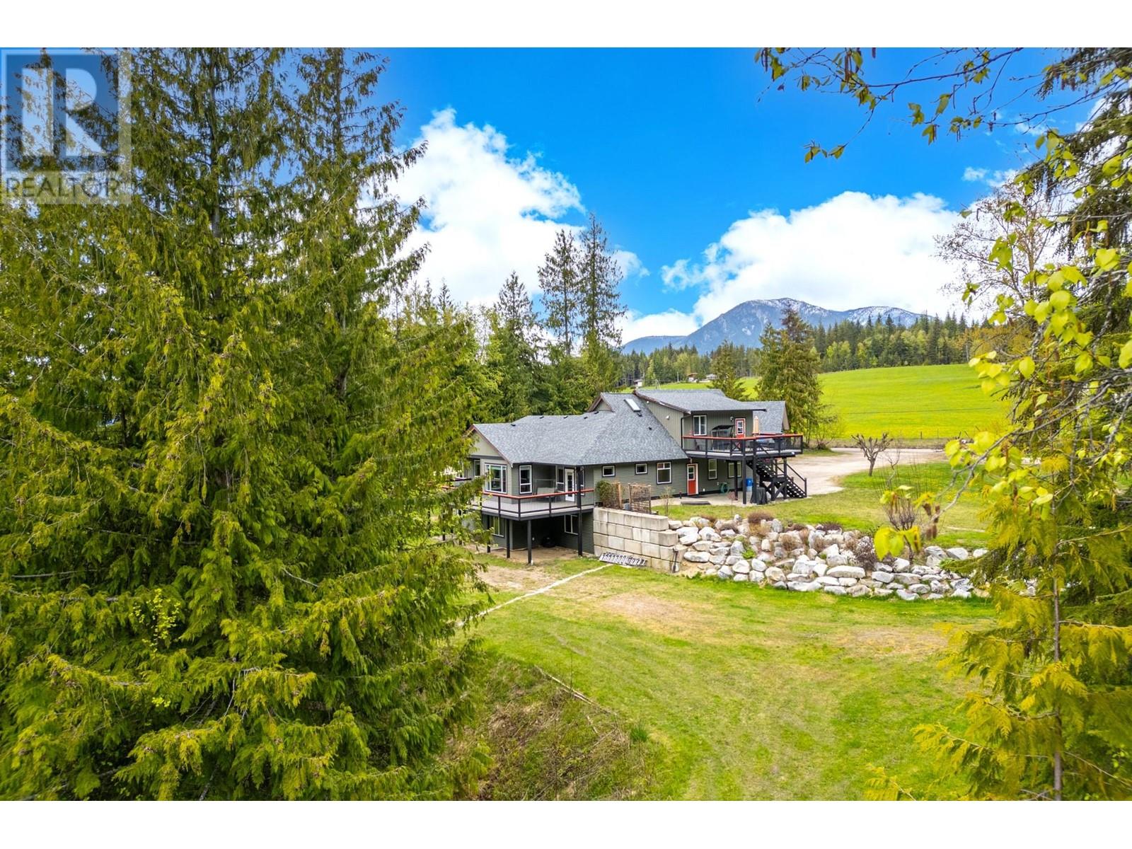 787 Crescent Bay Road Lot# 133, Nakusp, British Columbia  V0G 1R1 - Photo 2 - 10348432