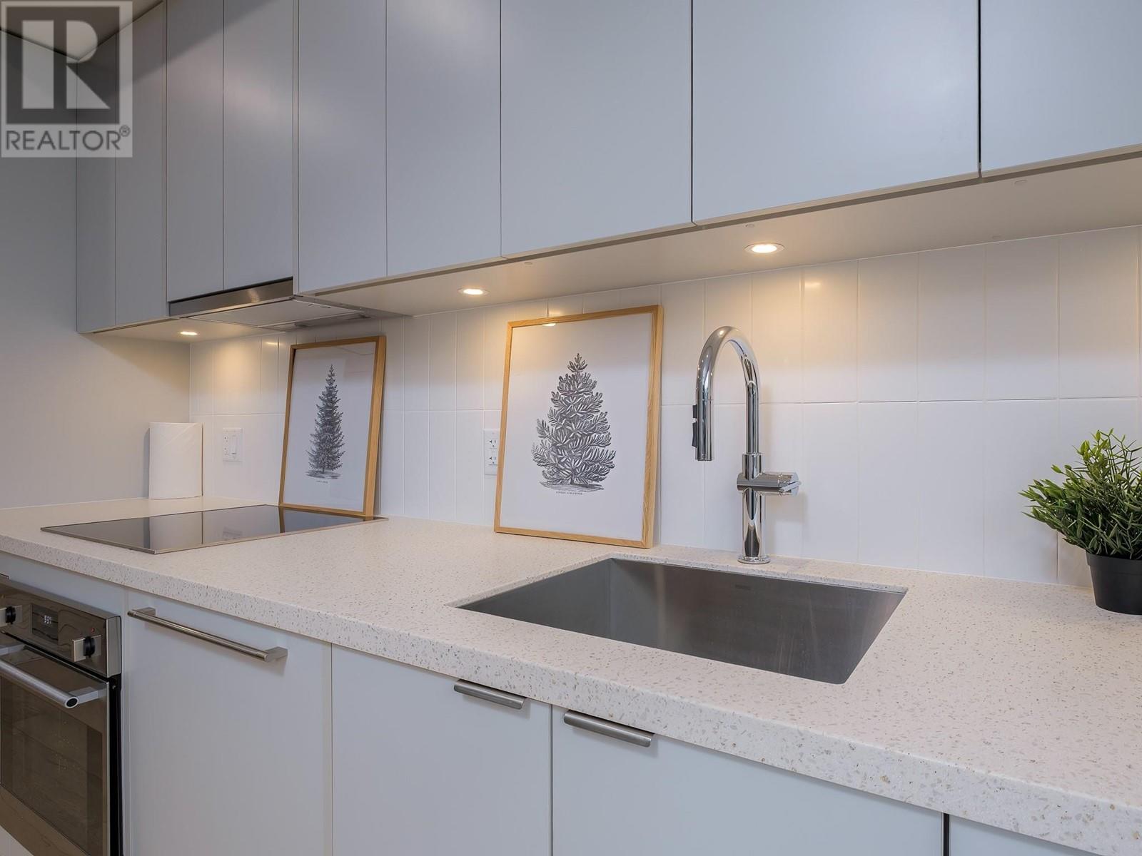 4280 Red Mountain Road Unit# 303, Rossland, British Columbia  V0G 1Y0 - Photo 13 - 10348727