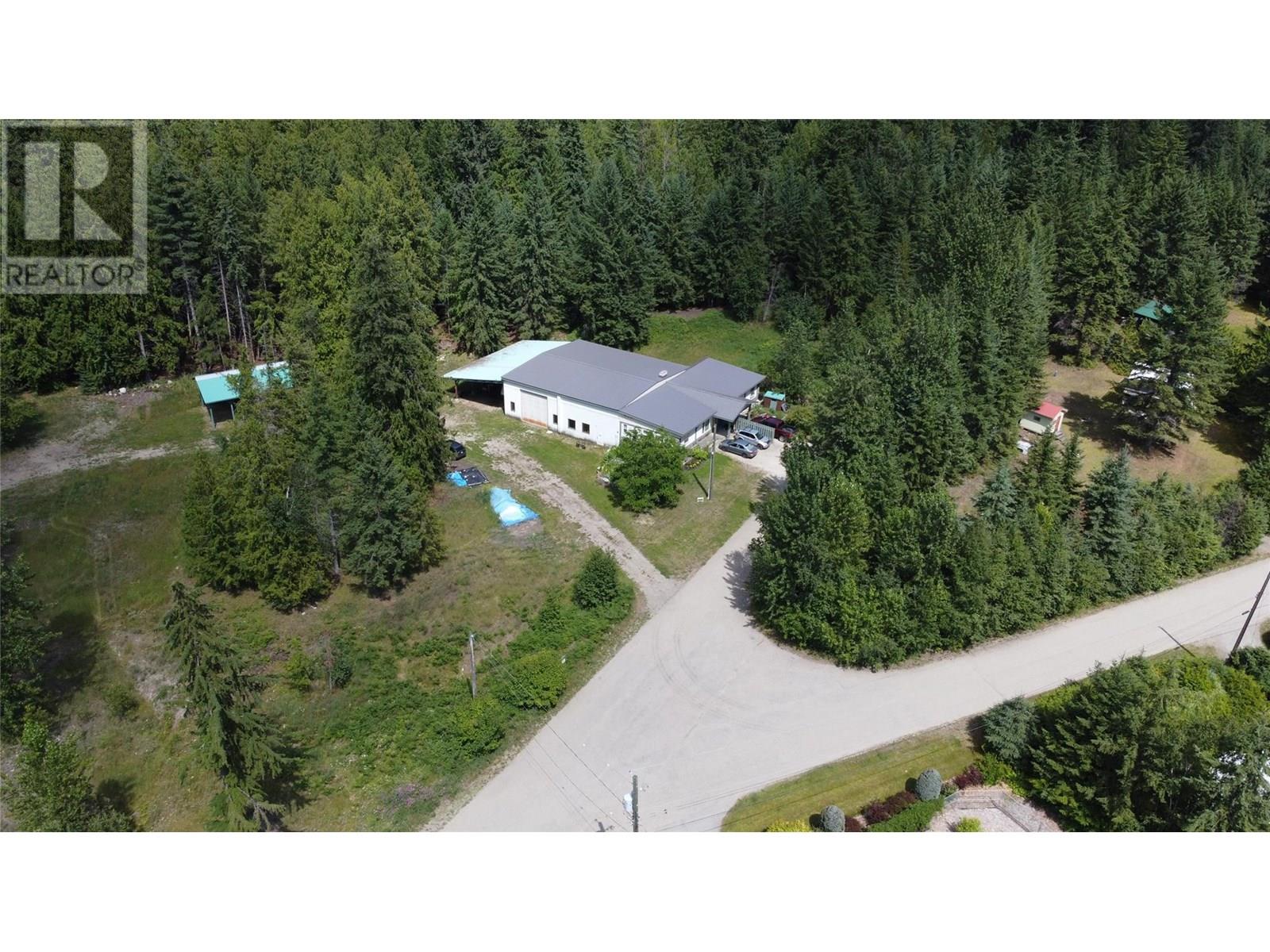 204 Stewart Street, Rosebery, British Columbia  V0G 1S1 - Photo 16 - 10347975
