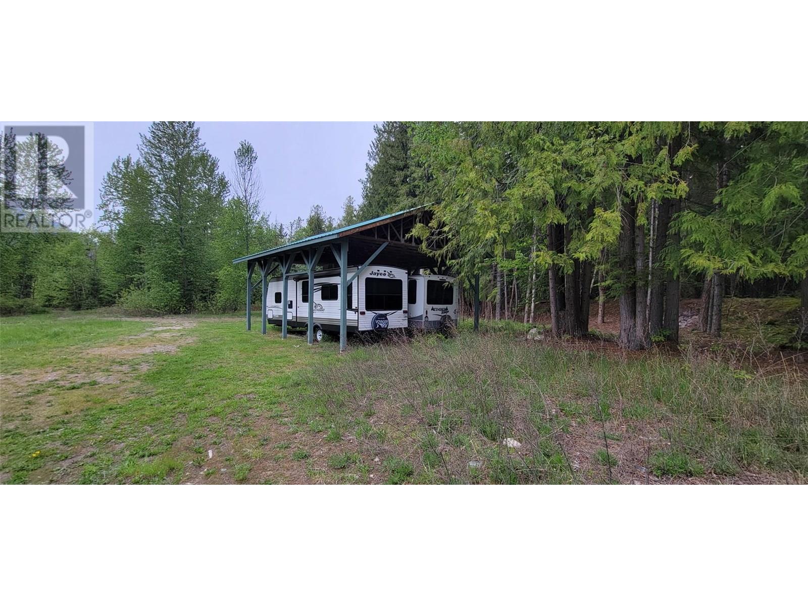 204 Stewart Street, Rosebery, British Columbia  V0G 1S1 - Photo 7 - 10347975