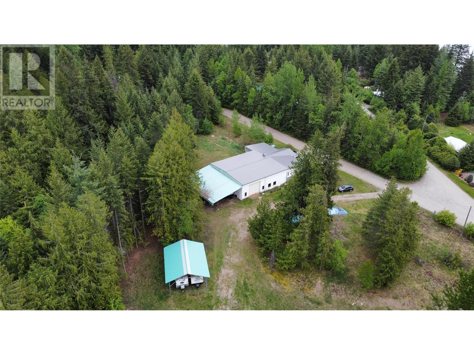 204 Stewart Street, Rosebery, British Columbia  V0G 1S1 - Photo 8 - 10347975