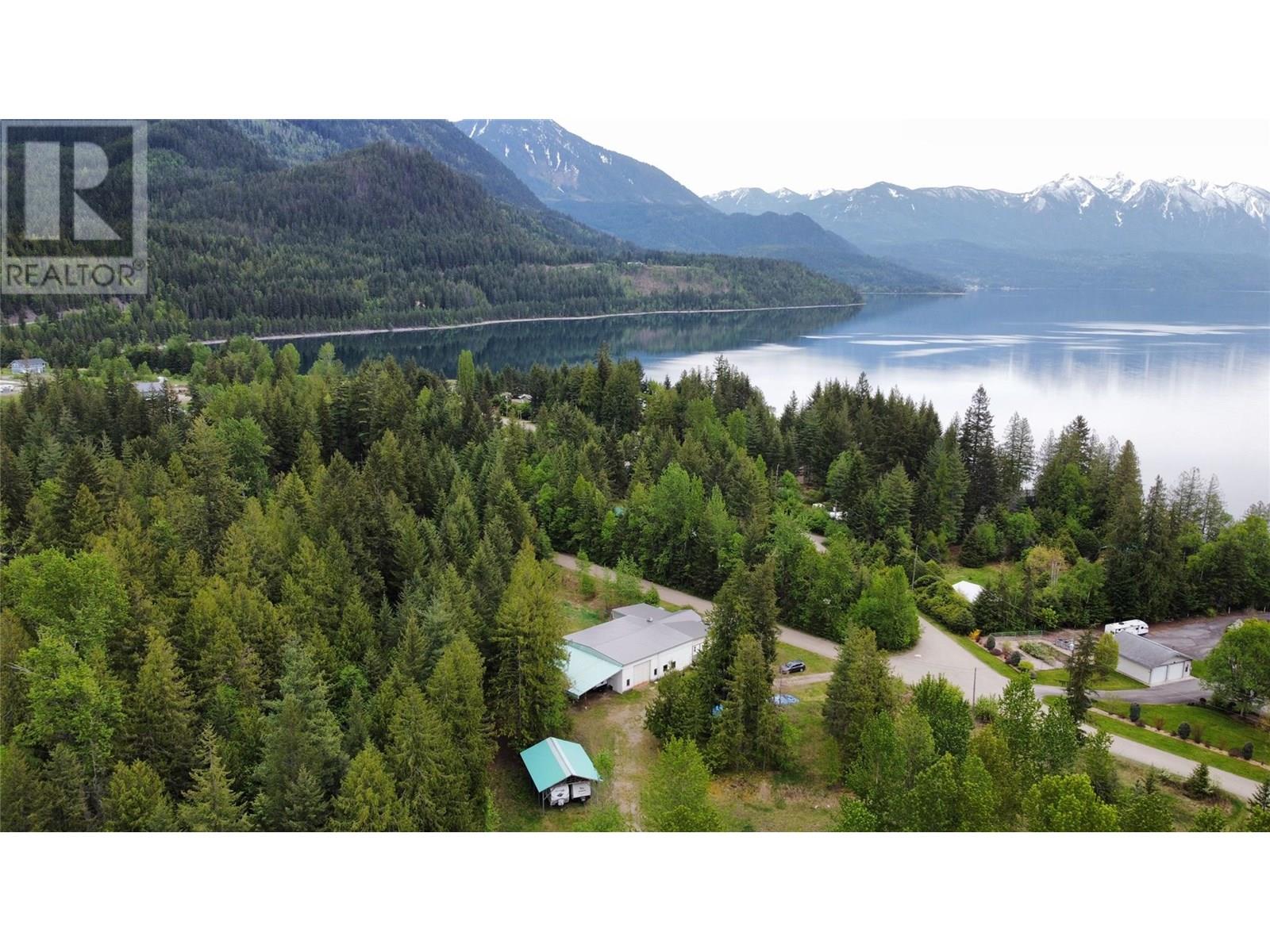 204 Stewart Street, Rosebery, British Columbia  V0G 1S1 - Photo 9 - 10347975