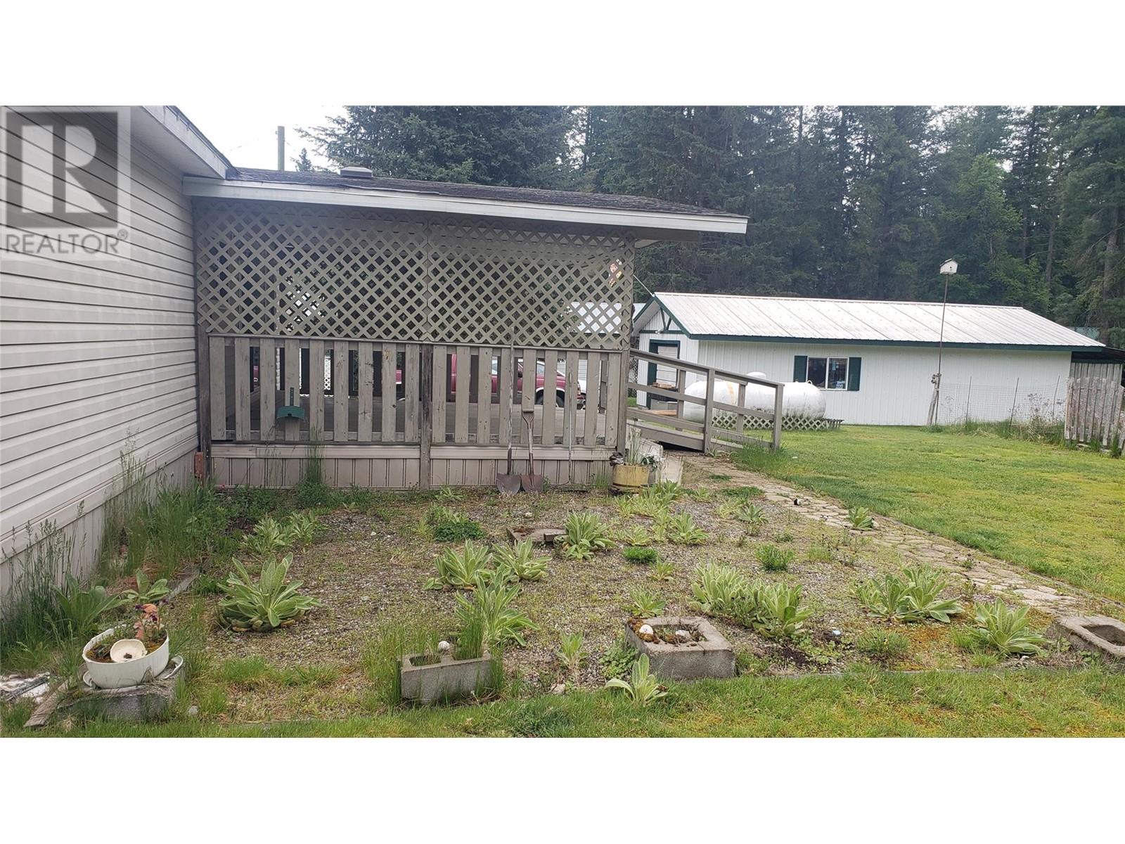 225 Granby Drive, Edgewood, British Columbia  V0G 1J0 - Photo 28 - 10348501