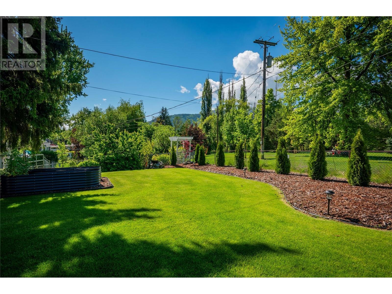115 Kootenay Avenue, Trail, British Columbia  V1R 1H3 - Photo 63 - 10348917