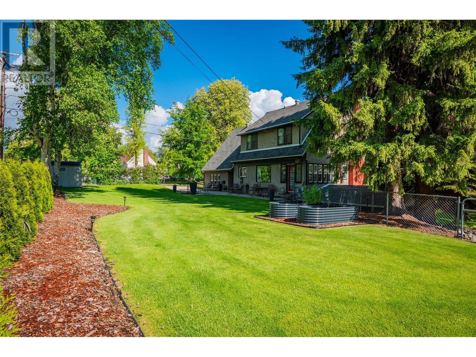 115 Kootenay Avenue, Trail, British Columbia  V1R 1H3 - Photo 64 - 10348917