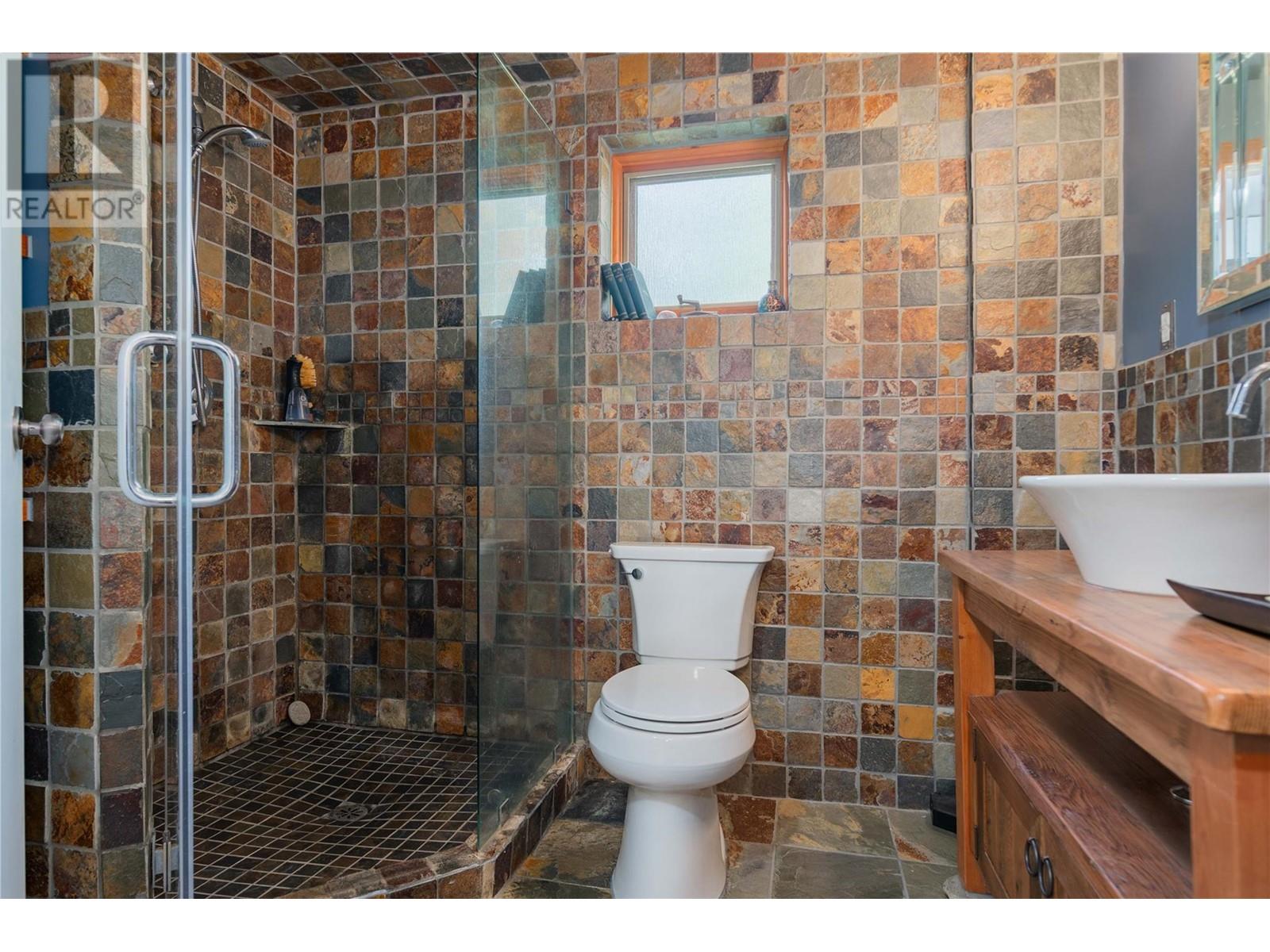 337 Wilson Road, Fruitvale, British Columbia  V0G 1L1 - Photo 29 - 10348729