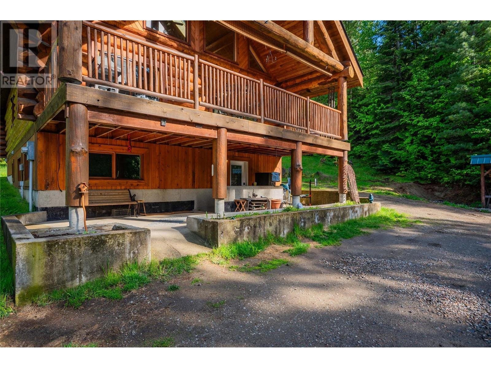 337 Wilson Road, Fruitvale, British Columbia  V0G 1L1 - Photo 34 - 10348729