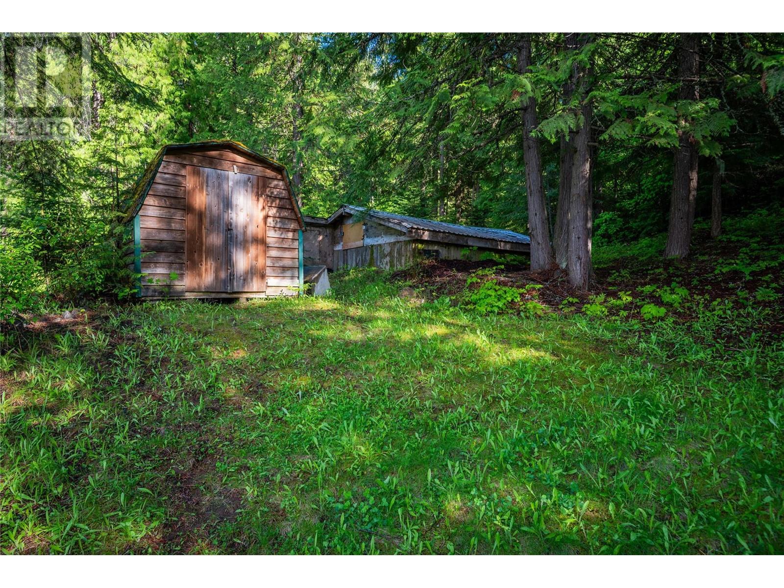 337 Wilson Road, Fruitvale, British Columbia  V0G 1L1 - Photo 36 - 10348729