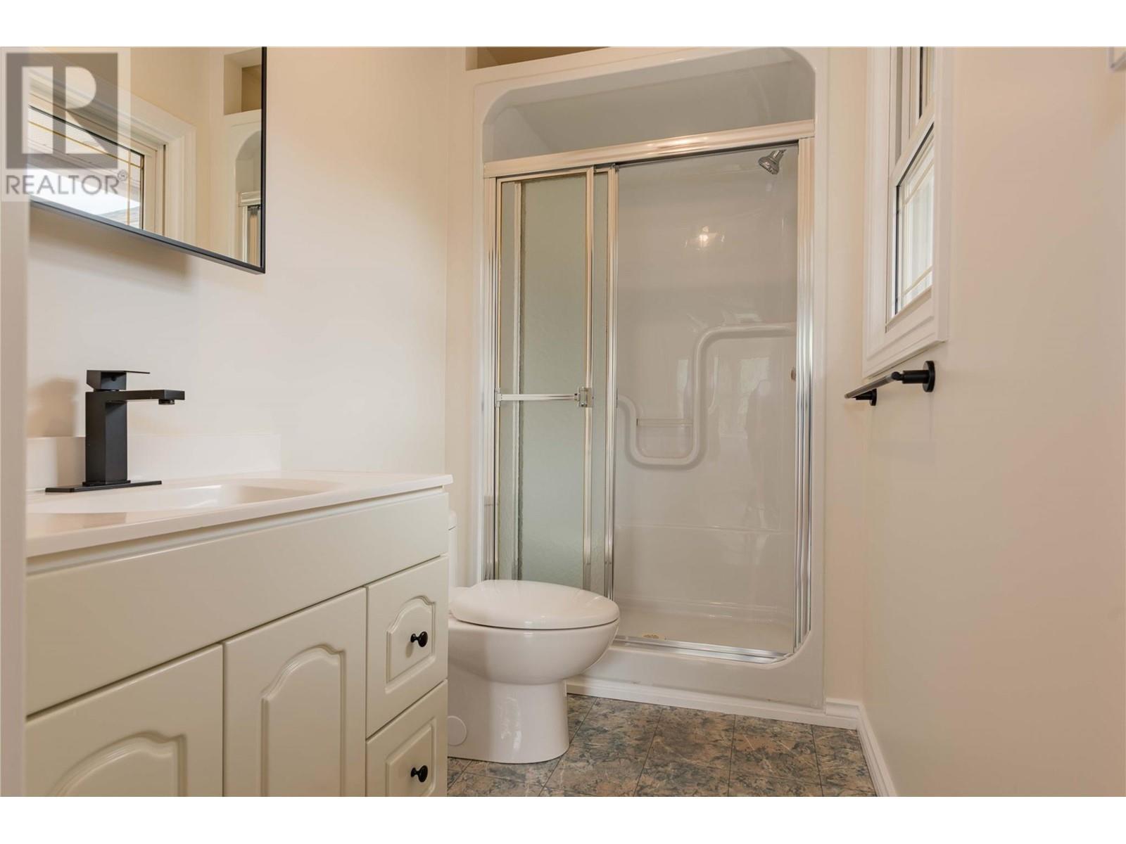 672 Calder Drive, Warfield, British Columbia  V1R 2H8 - Photo 23 - 10347104