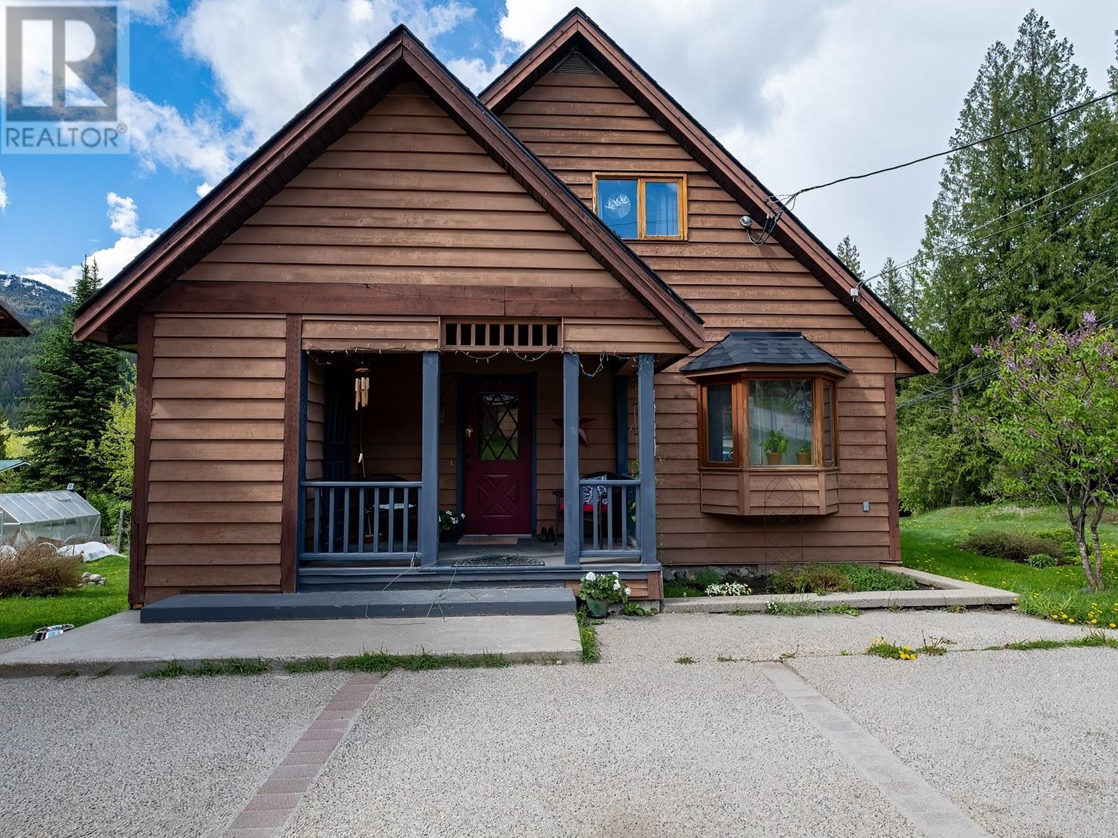 1190 Black Bear Drive, Rossland, British Columbia  V0G 1Y0 - Photo 12 - 10348997