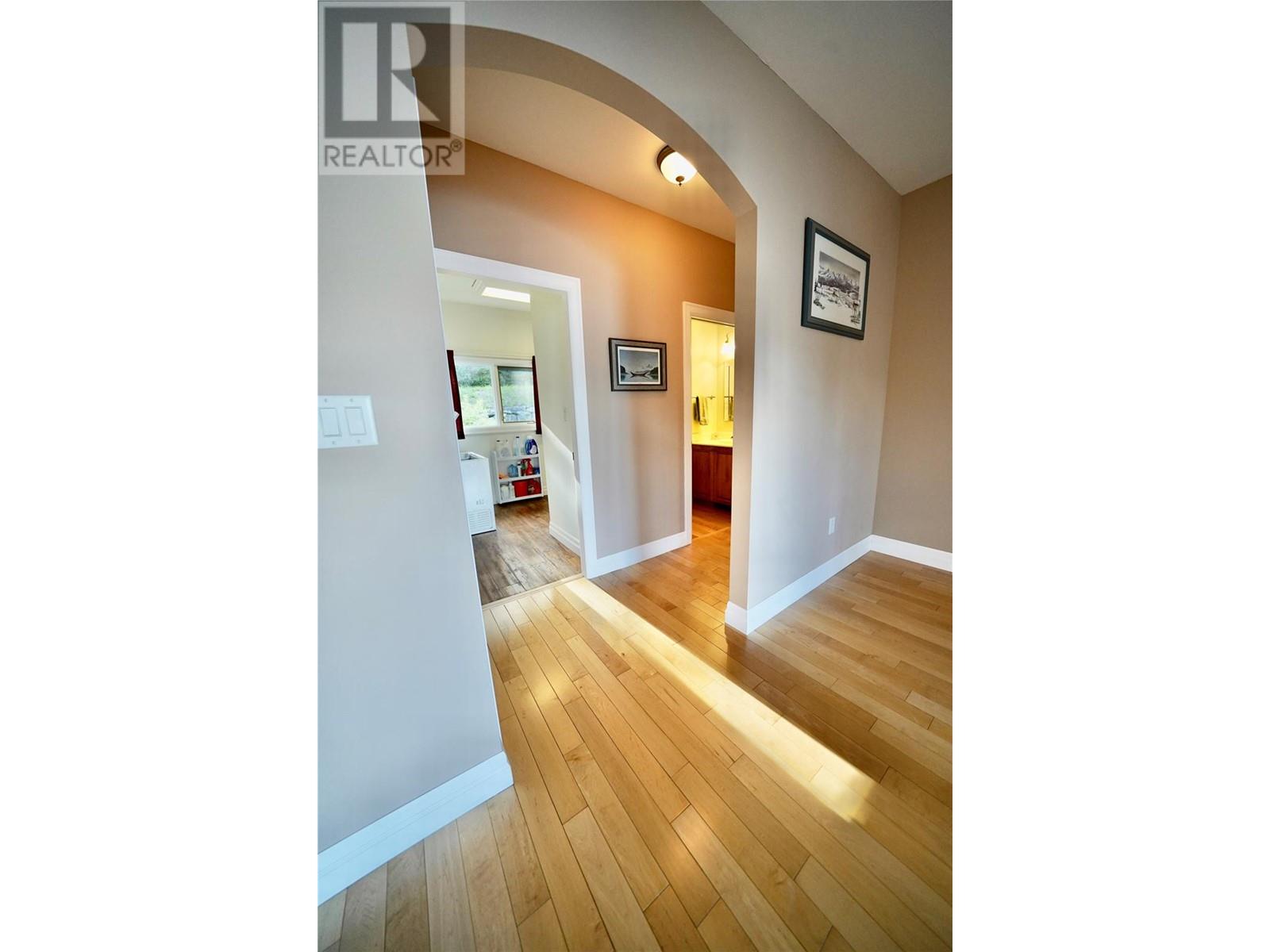 924 Queens Road, Balfour, British Columbia  V0G 1C0 - Photo 44 - 10349082
