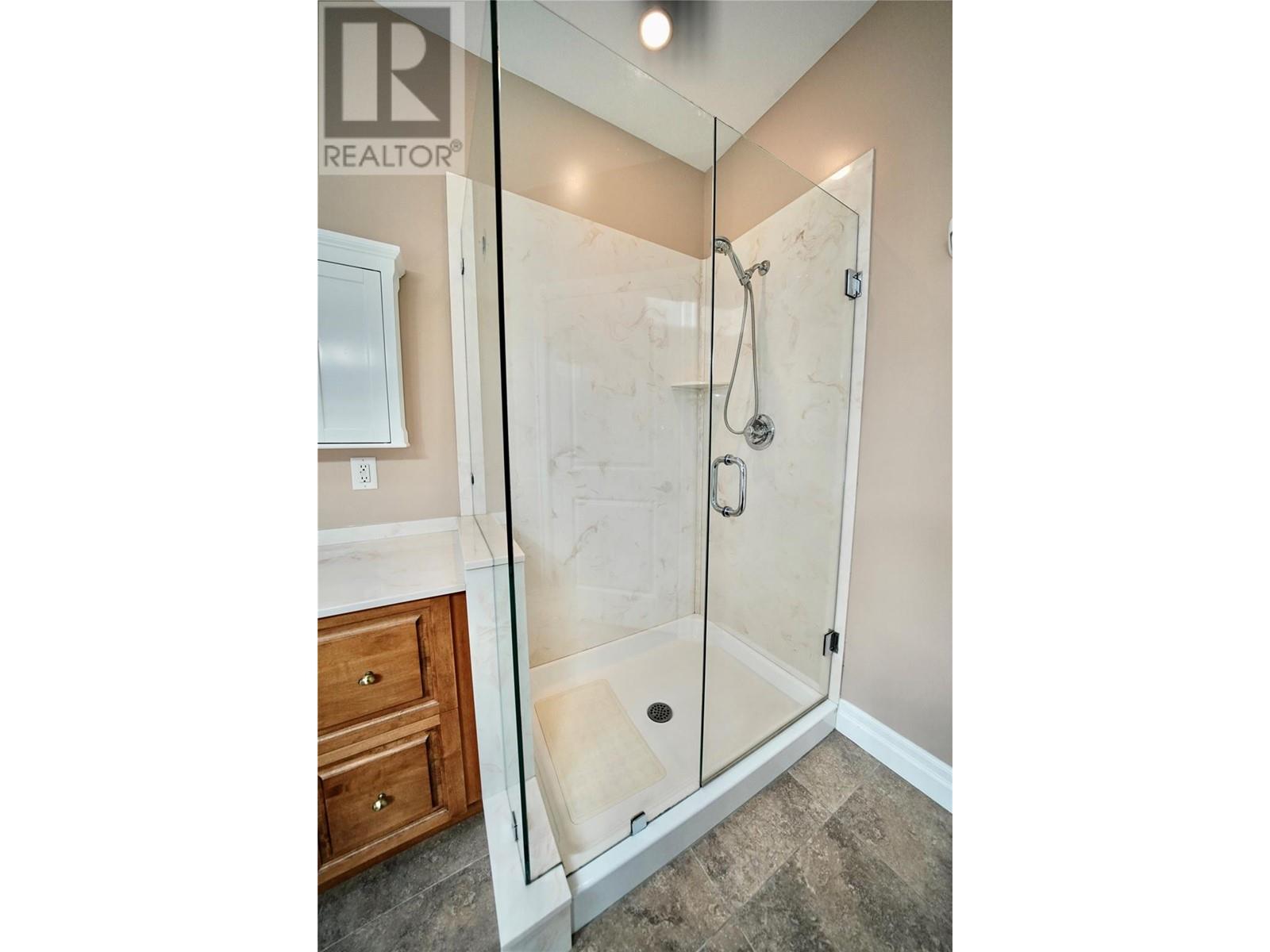924 Queens Road, Balfour, British Columbia  V0G 1C0 - Photo 58 - 10349082