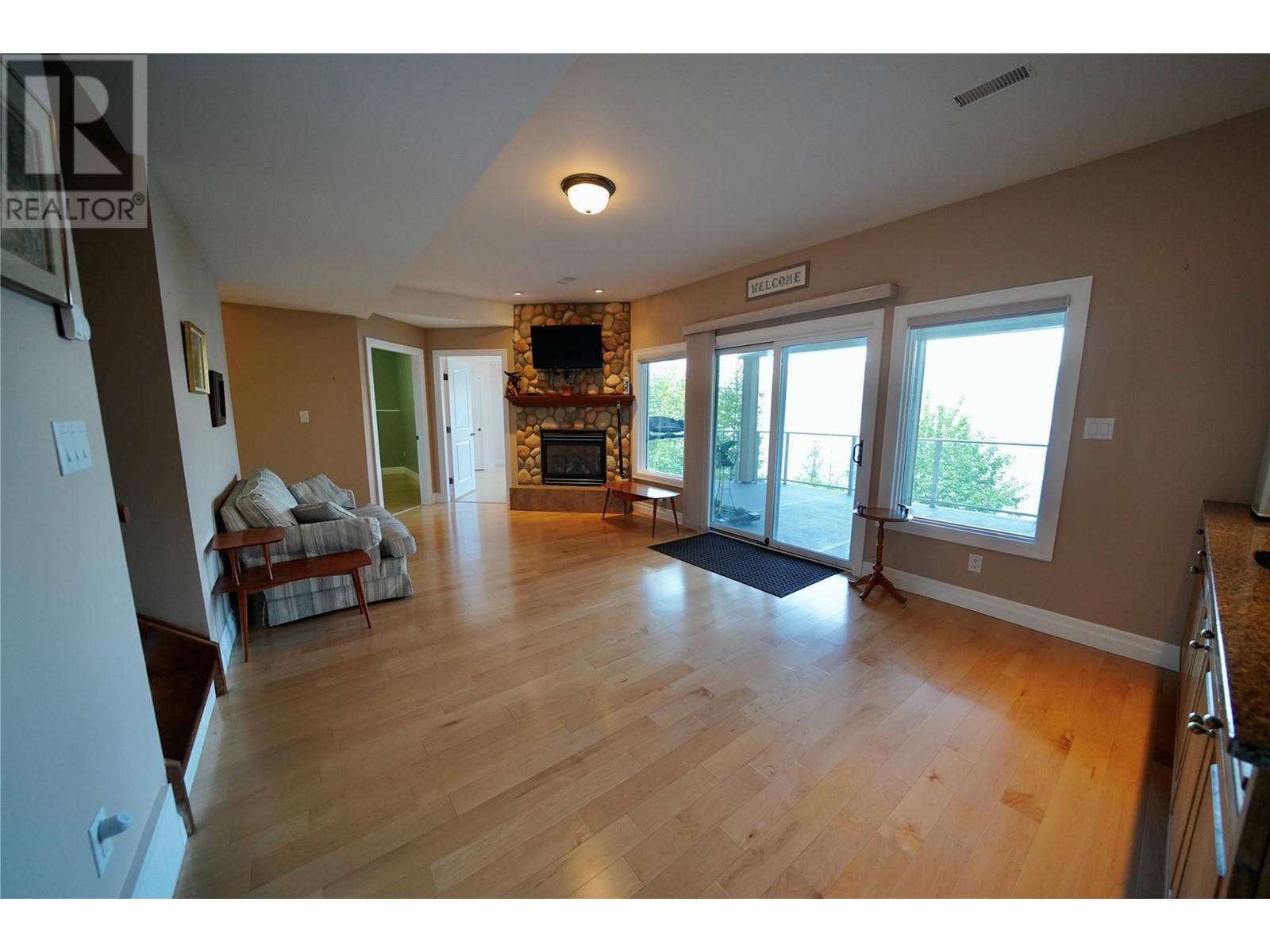 924 Queens Road, Balfour, British Columbia  V0G 1C0 - Photo 63 - 10349082
