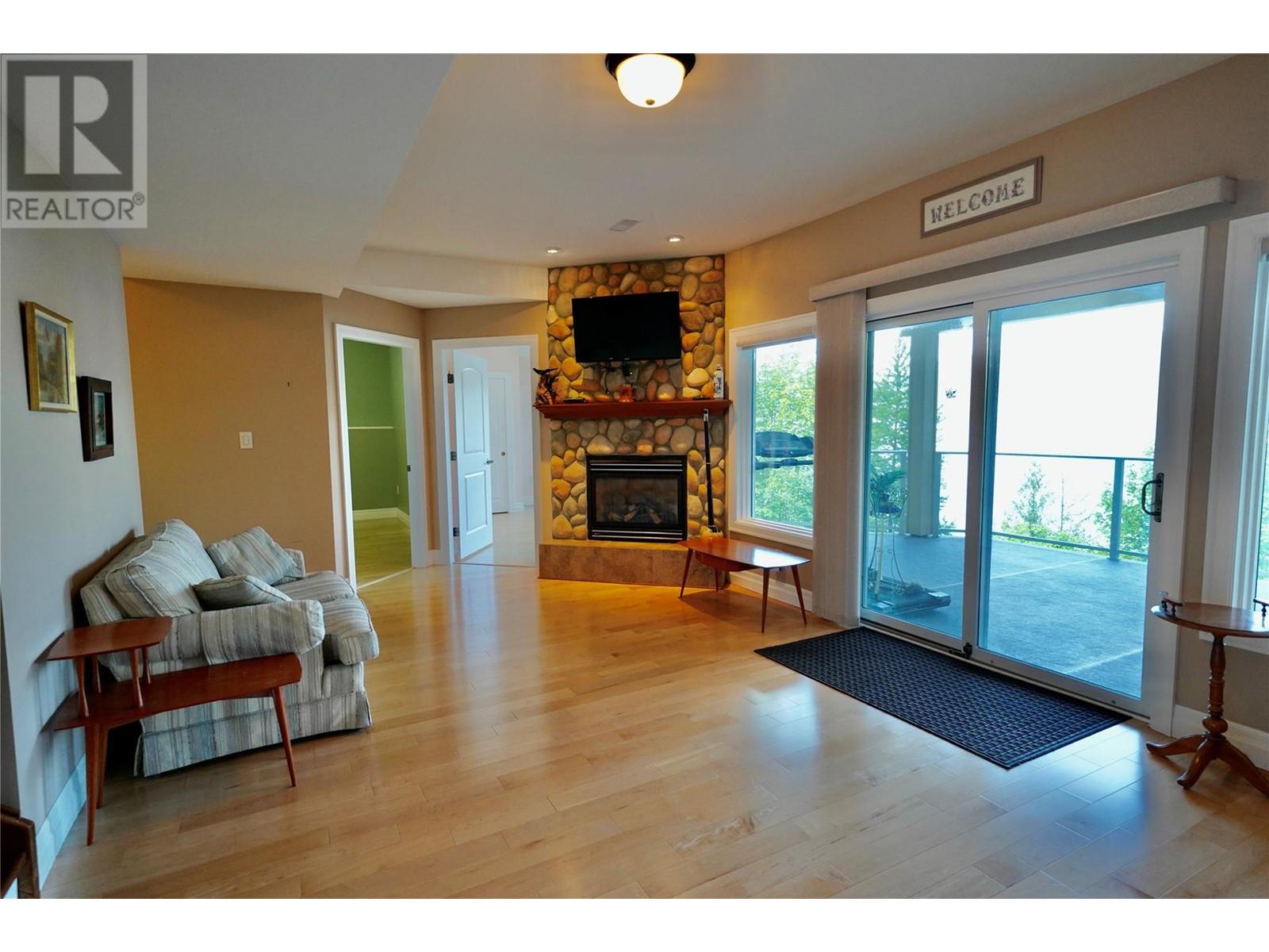 924 Queens Road, Balfour, British Columbia  V0G 1C0 - Photo 64 - 10349082