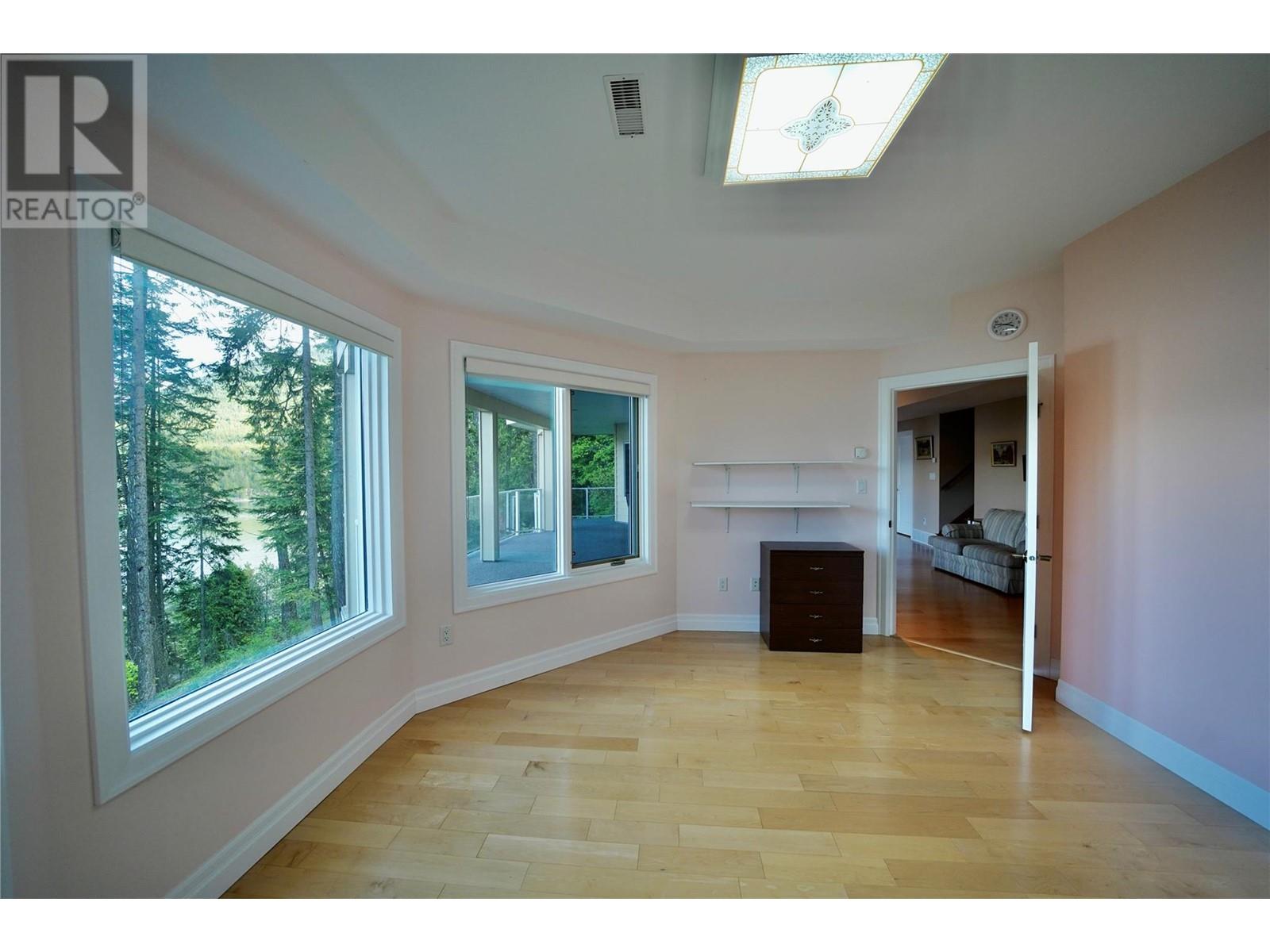 924 Queens Road, Balfour, British Columbia  V0G 1C0 - Photo 70 - 10349082