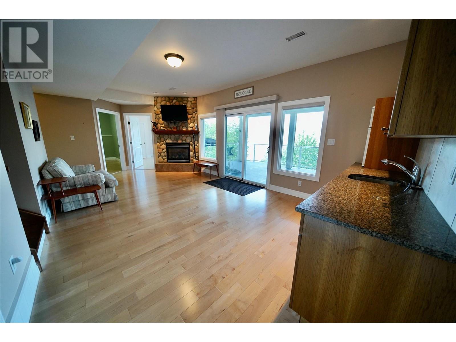 924 Queens Road, Balfour, British Columbia  V0G 1C0 - Photo 78 - 10349082