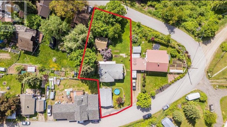 3164 Murray Road, South Slocan, British Columbia  V0G 2G1 - Photo 2 - 10349061