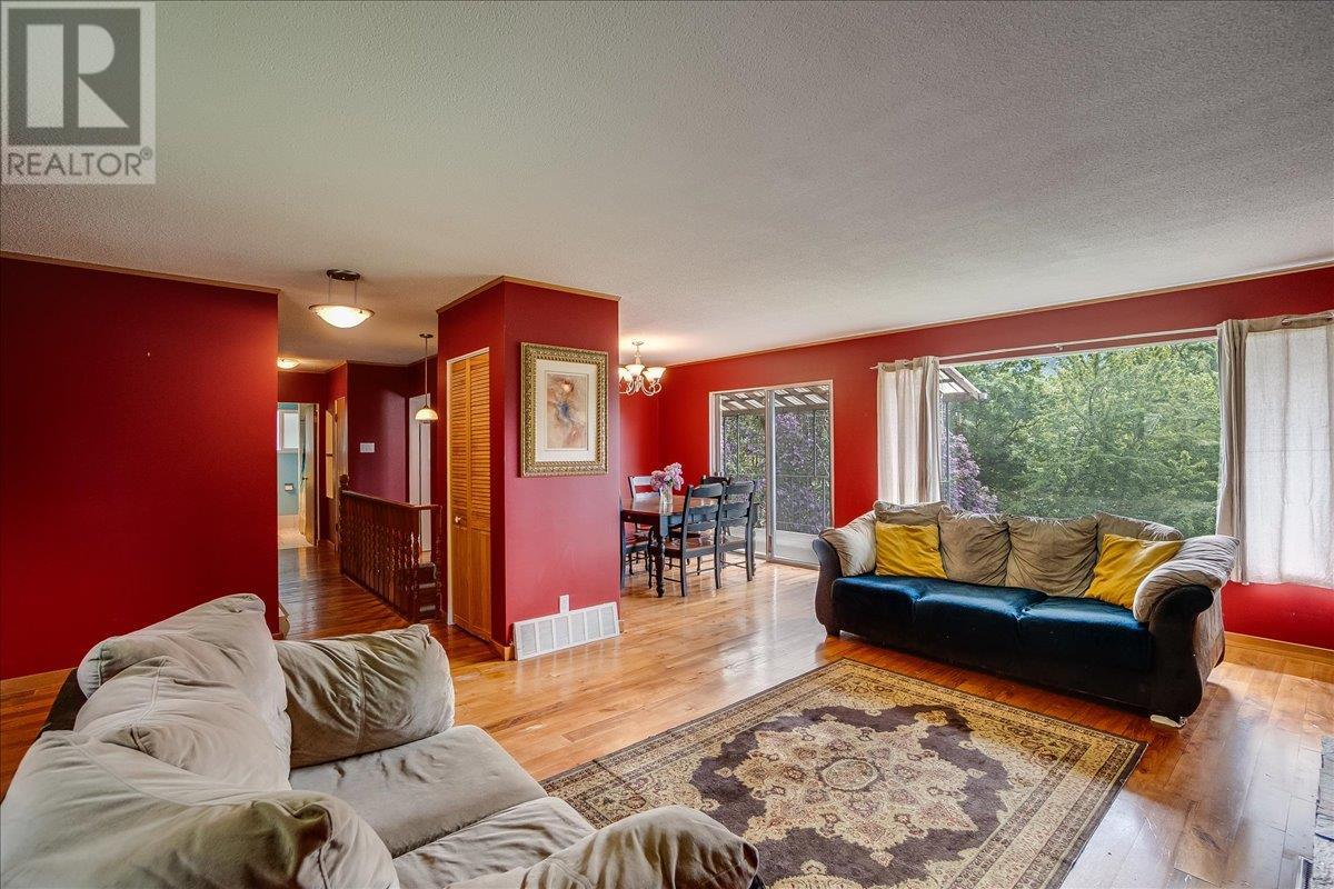 3164 Murray Road, South Slocan, British Columbia  V0G 2G1 - Photo 8 - 10349061