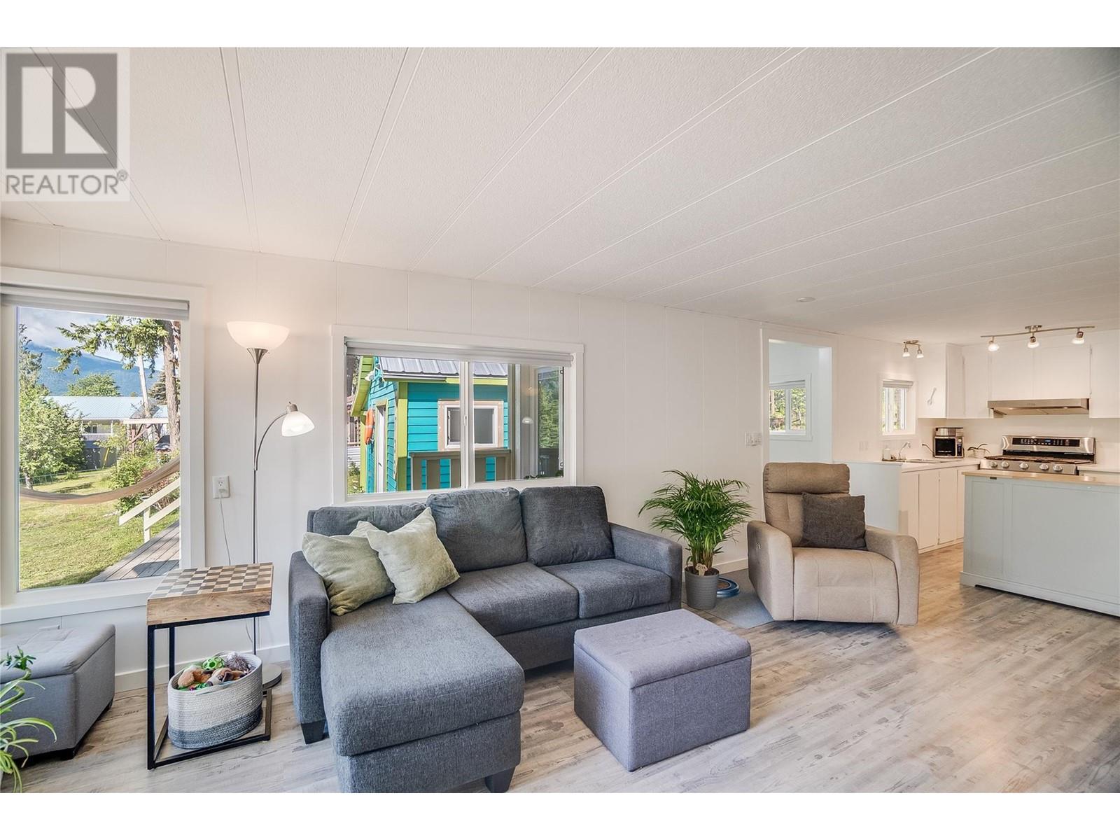 7733 Balfour Wharf Road, Balfour, British Columbia  V0G 1C0 - Photo 13 - 10348533