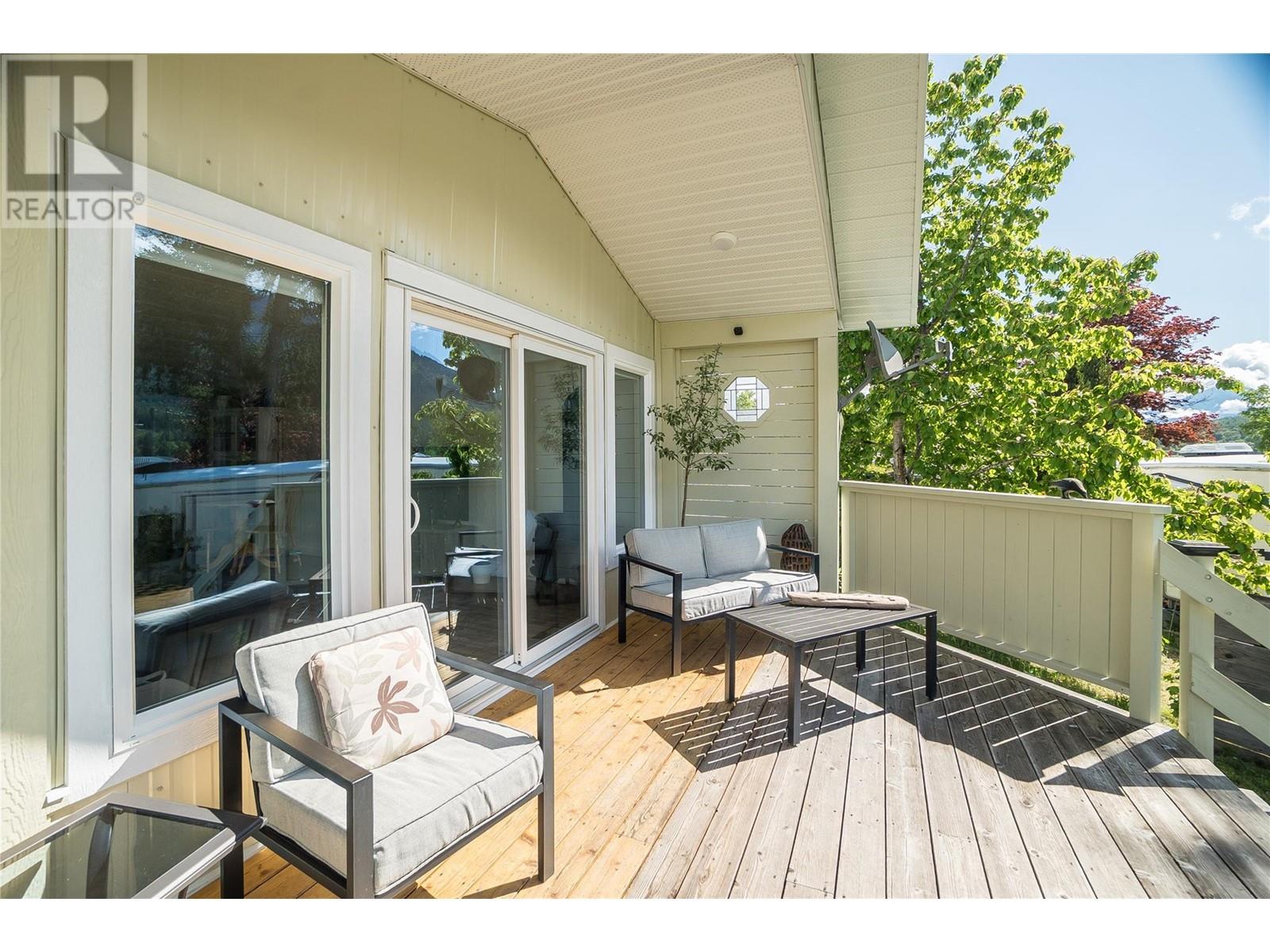7733 Balfour Wharf Road, Balfour, British Columbia  V0G 1C0 - Photo 35 - 10348533