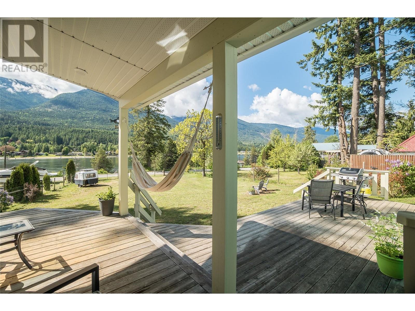 7733 Balfour Wharf Road, Balfour, British Columbia  V0G 1C0 - Photo 36 - 10348533