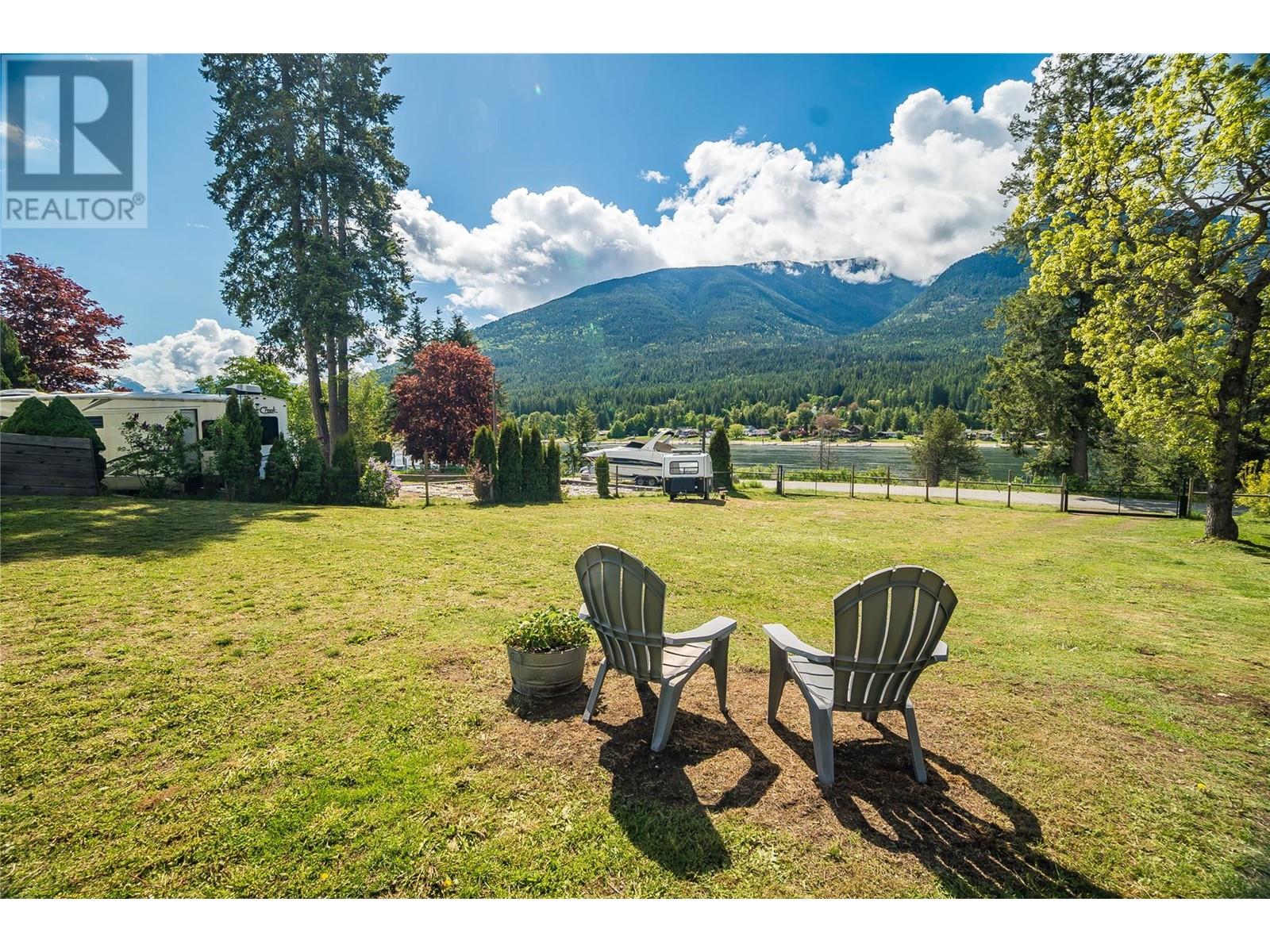 7733 Balfour Wharf Road, Balfour, British Columbia  V0G 1C0 - Photo 38 - 10348533
