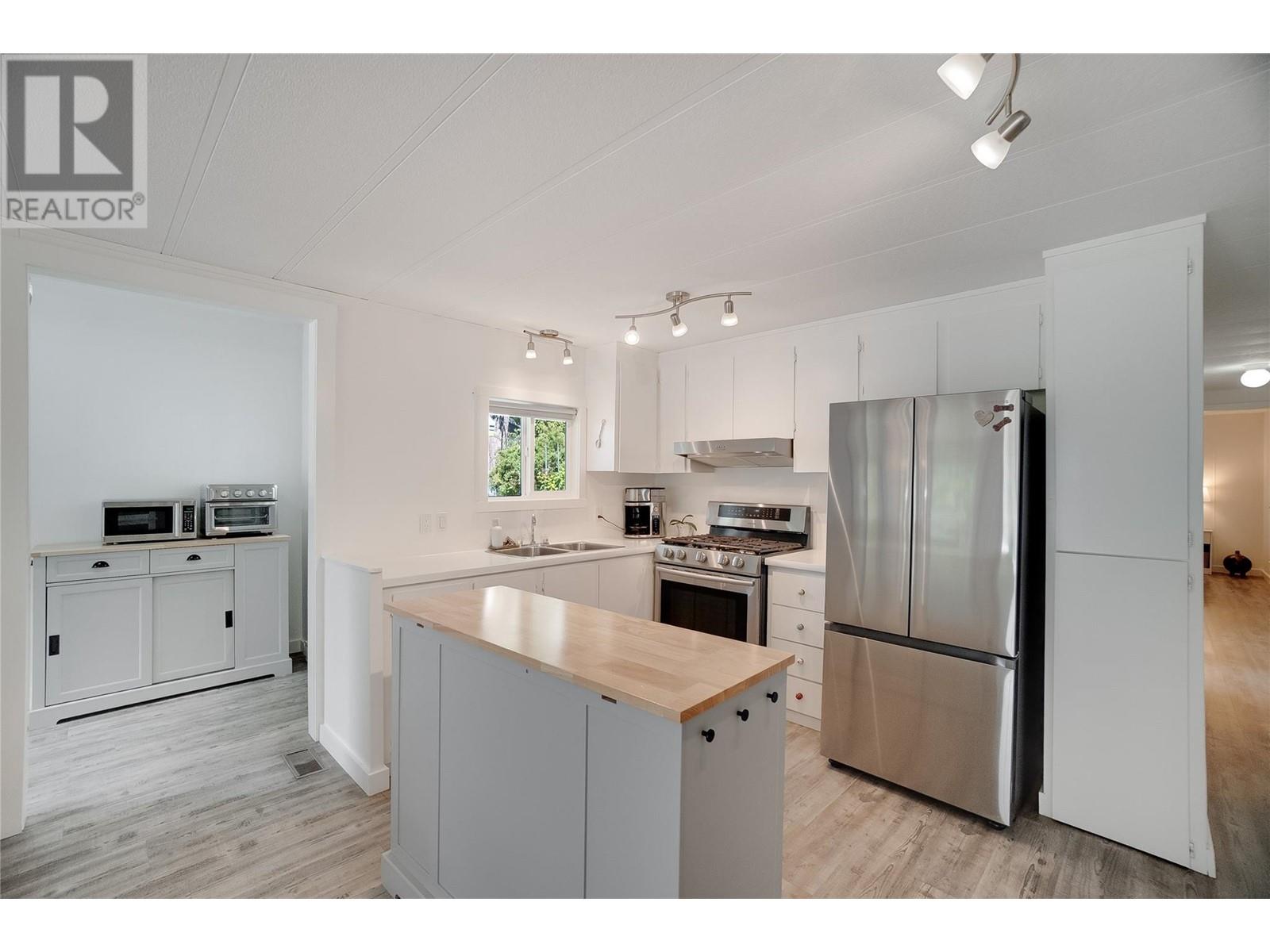 7733 Balfour Wharf Road, Balfour, British Columbia  V0G 1C0 - Photo 8 - 10348533