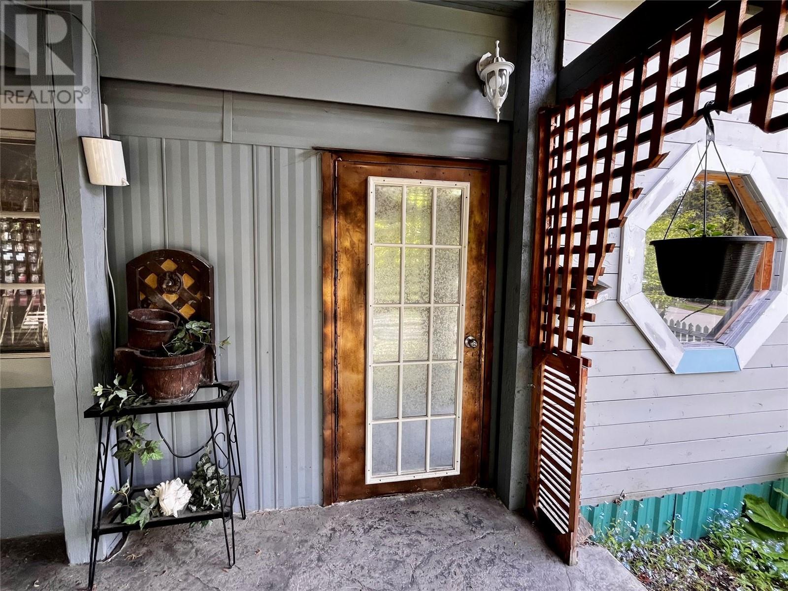 814 Josephine Street, New Denver, British Columbia  V0G 1S0 - Photo 10 - 10347610