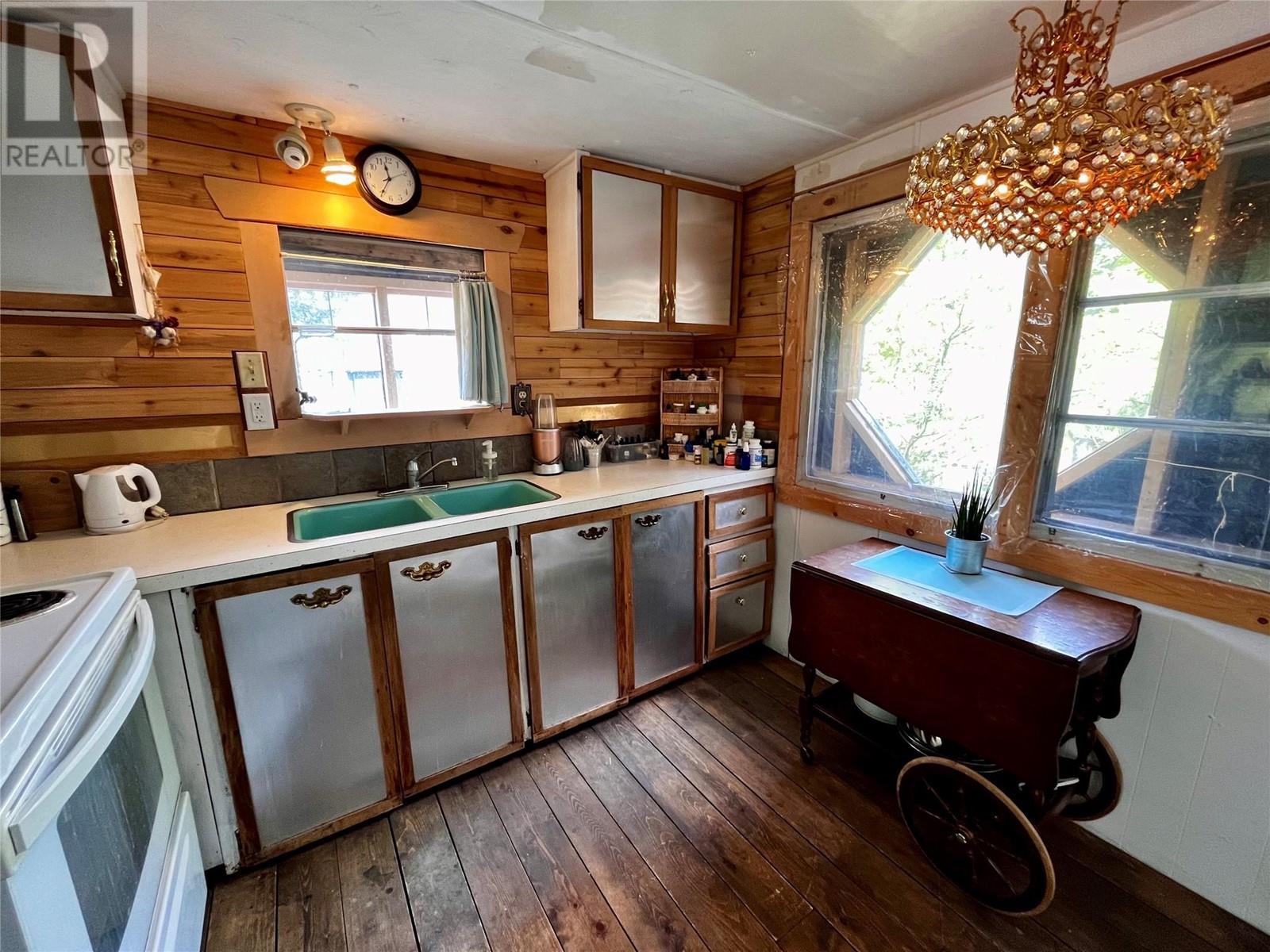 814 Josephine Street, New Denver, British Columbia  V0G 1S0 - Photo 18 - 10347610