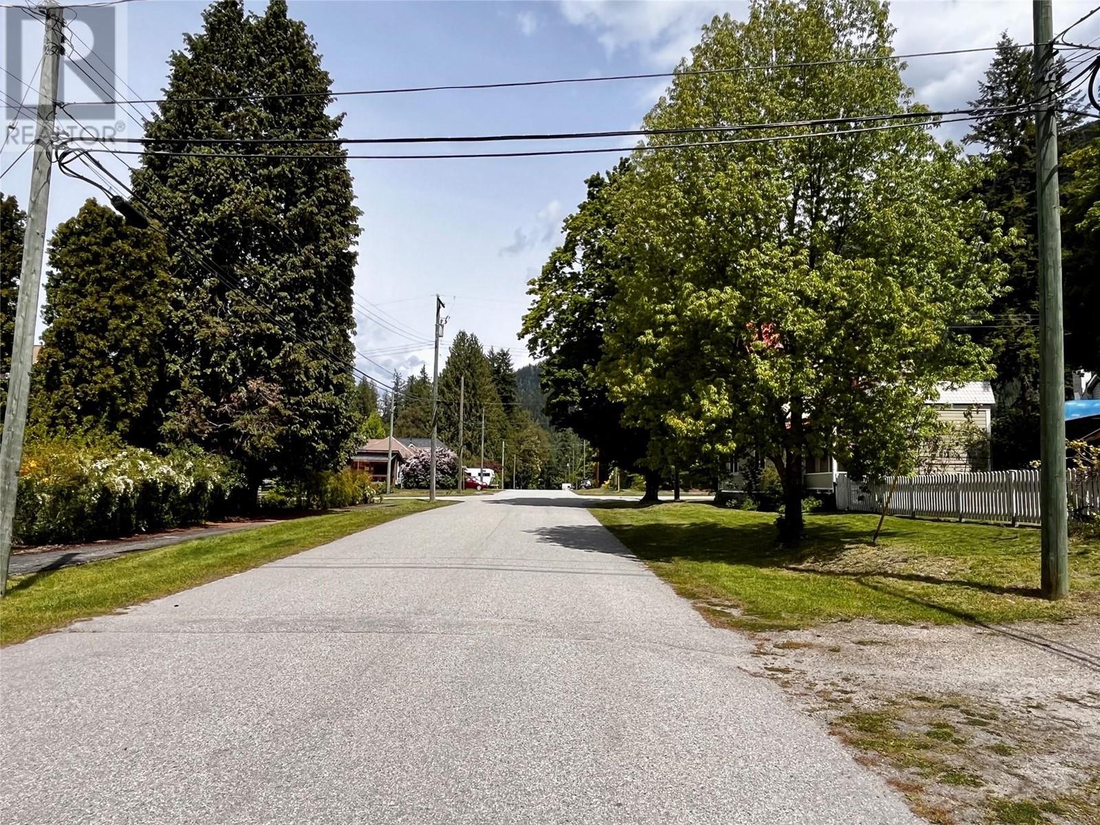 814 Josephine Street, New Denver, British Columbia  V0G 1S0 - Photo 61 - 10347610