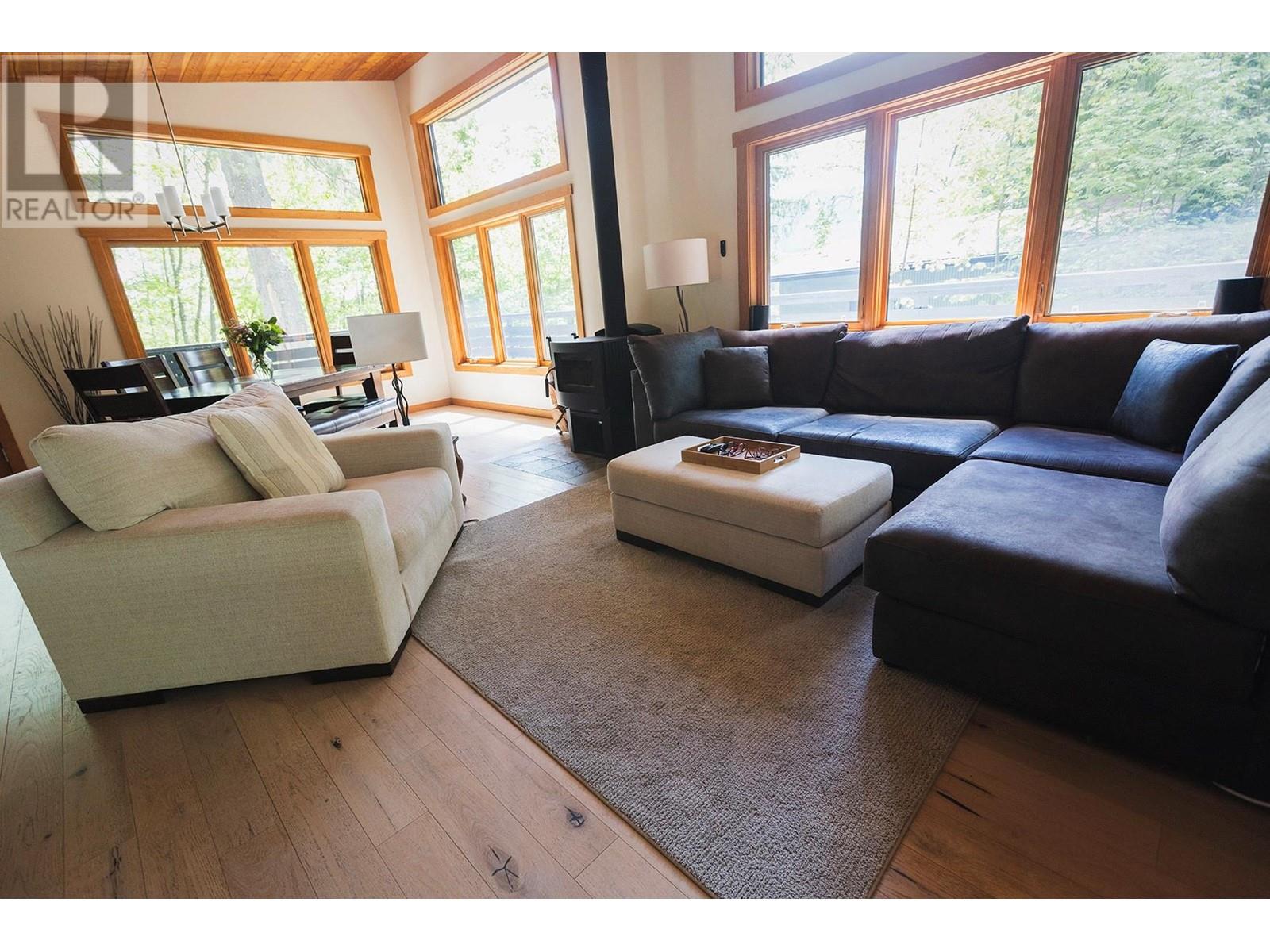 1670 Park Street, Rossland, British Columbia  V0G 1Y0 - Photo 37 - 10349132