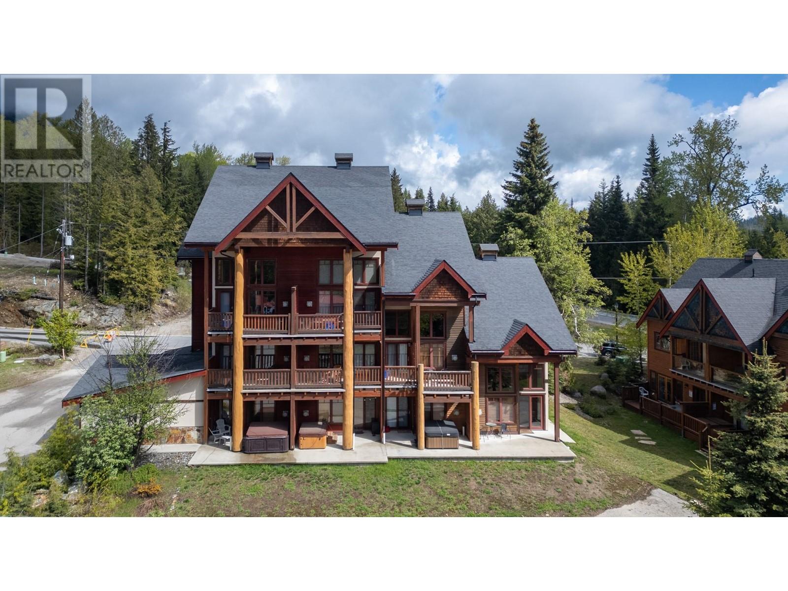 1080 Olaus Way Unit# 1a, Rossland, British Columbia  V0G 1Y0 - Photo 1 - 10348884