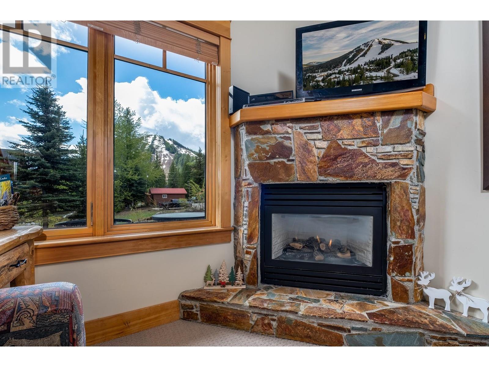 1080 Olaus Way Unit# 1a, Rossland, British Columbia  V0G 1Y0 - Photo 12 - 10348884