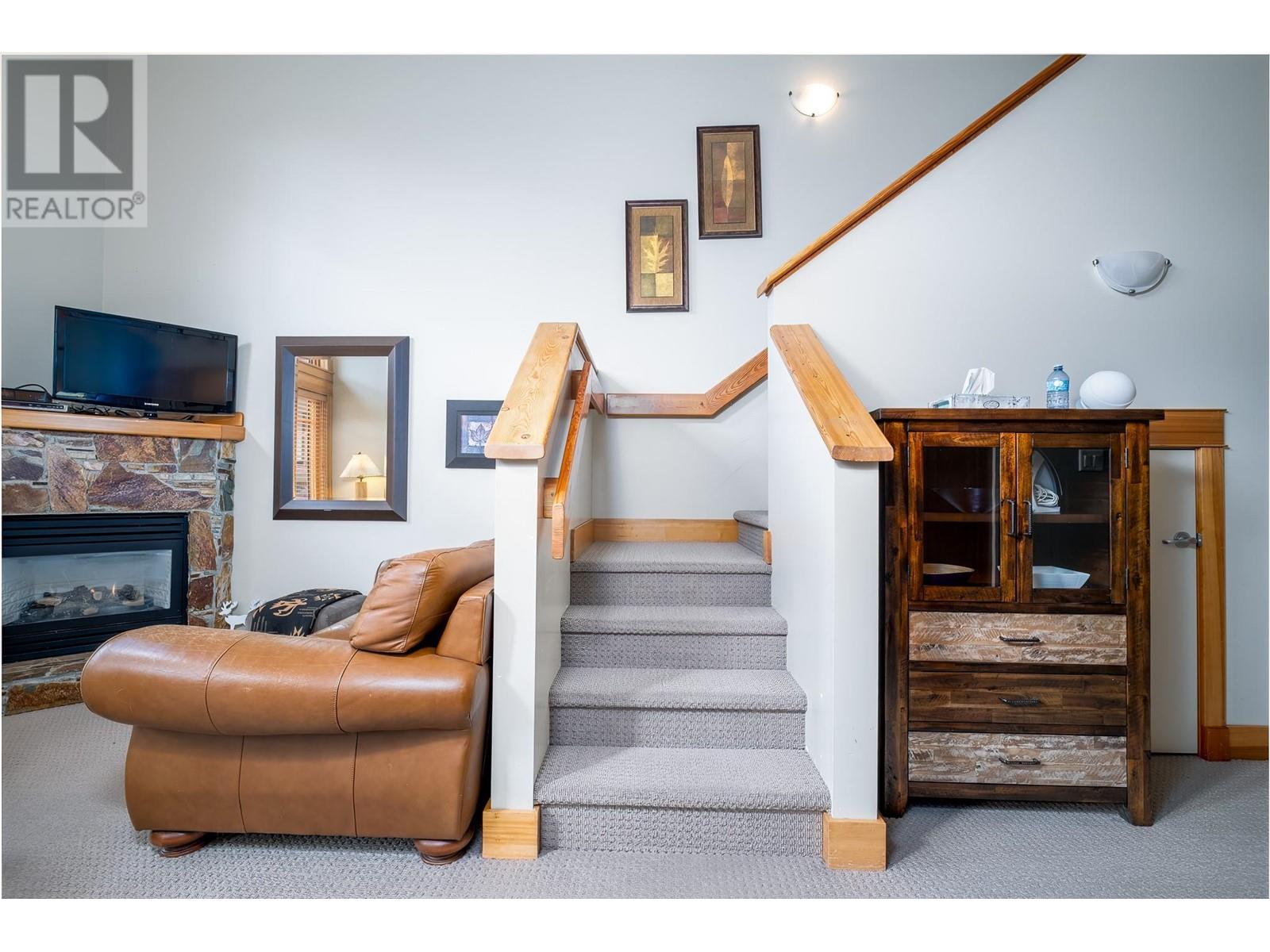 1080 Olaus Way Unit# 1a, Rossland, British Columbia  V0G 1Y0 - Photo 21 - 10348884
