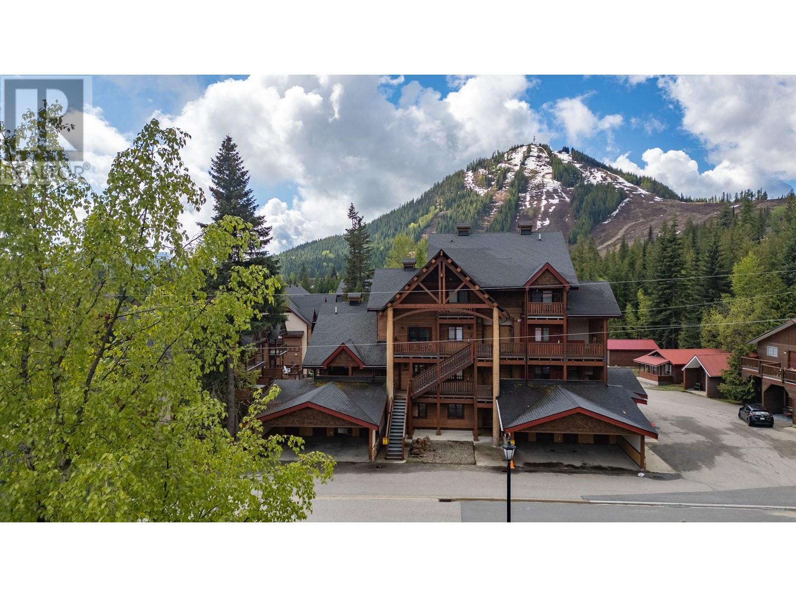 1080 Olaus Way Unit# 1a, Rossland, British Columbia  V0G 1Y0 - Photo 3 - 10348884